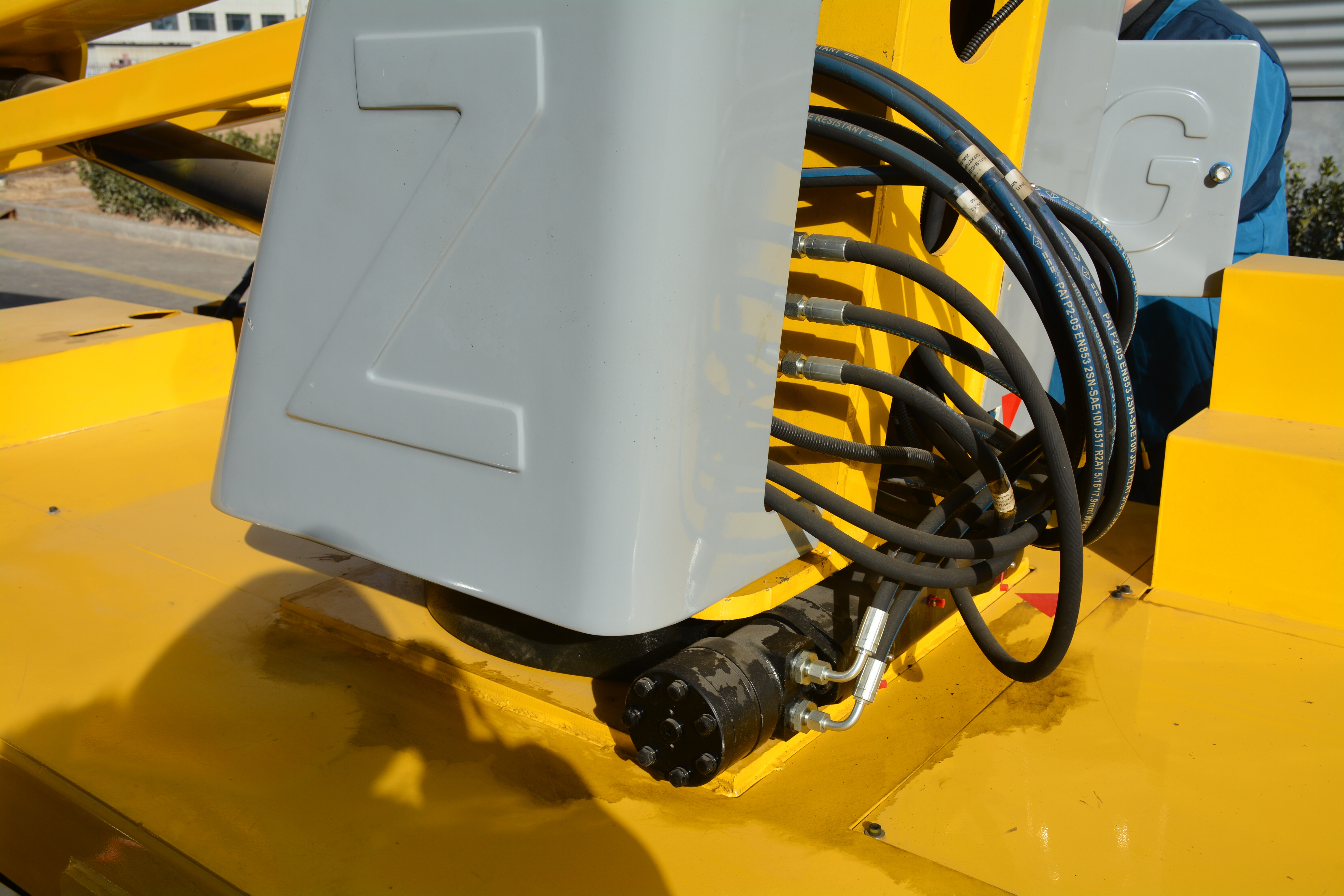 12M Work Towable Boom Lift , QYTGZ10