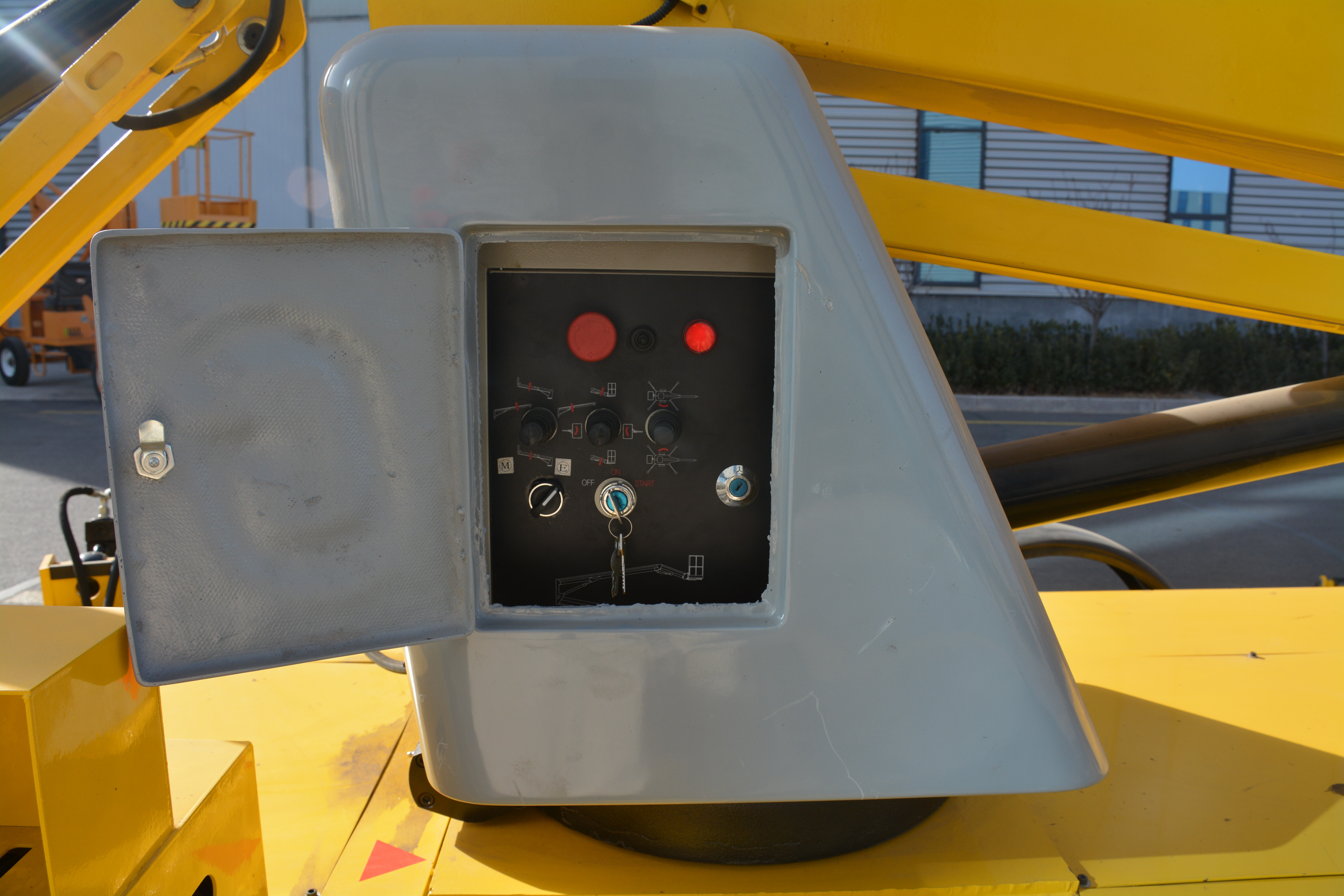 12M Work Towable Boom Lift , QYTGZ10