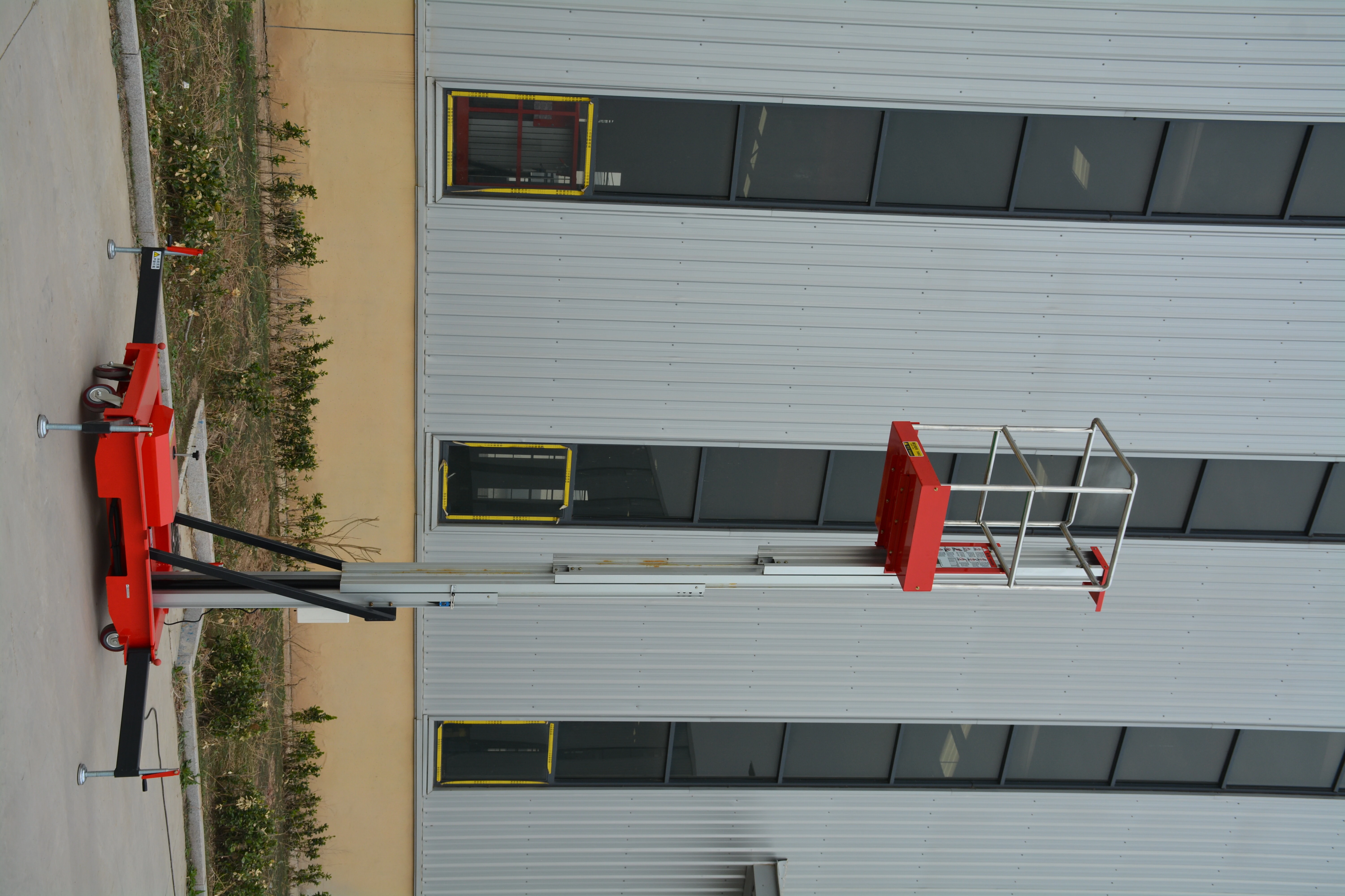 6M Work Single Mast Aluminum Alloy Lift , QYLH4-100-1