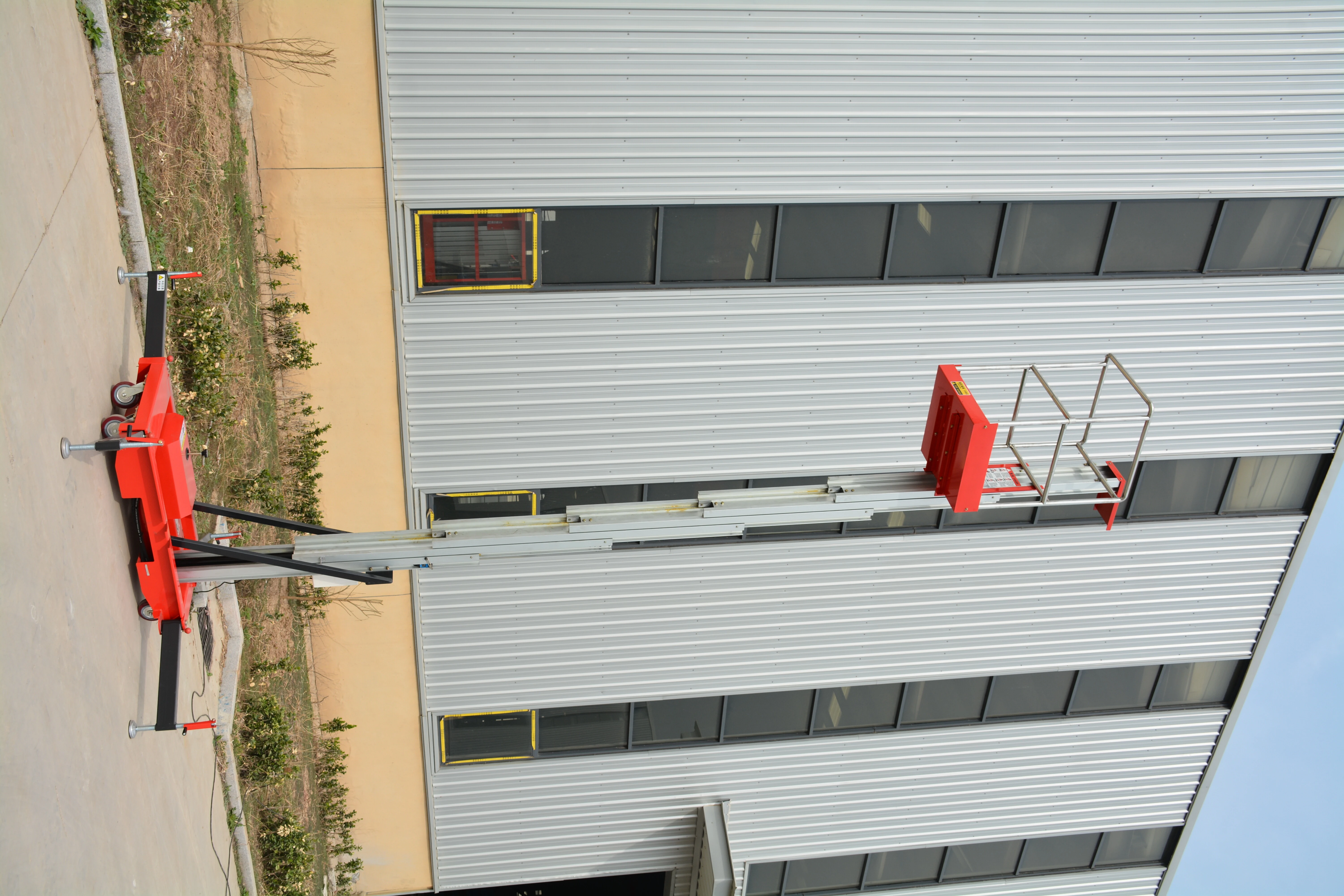 8M Work Single Mast Aluminum Alloy Lift , QYLH6-100-1