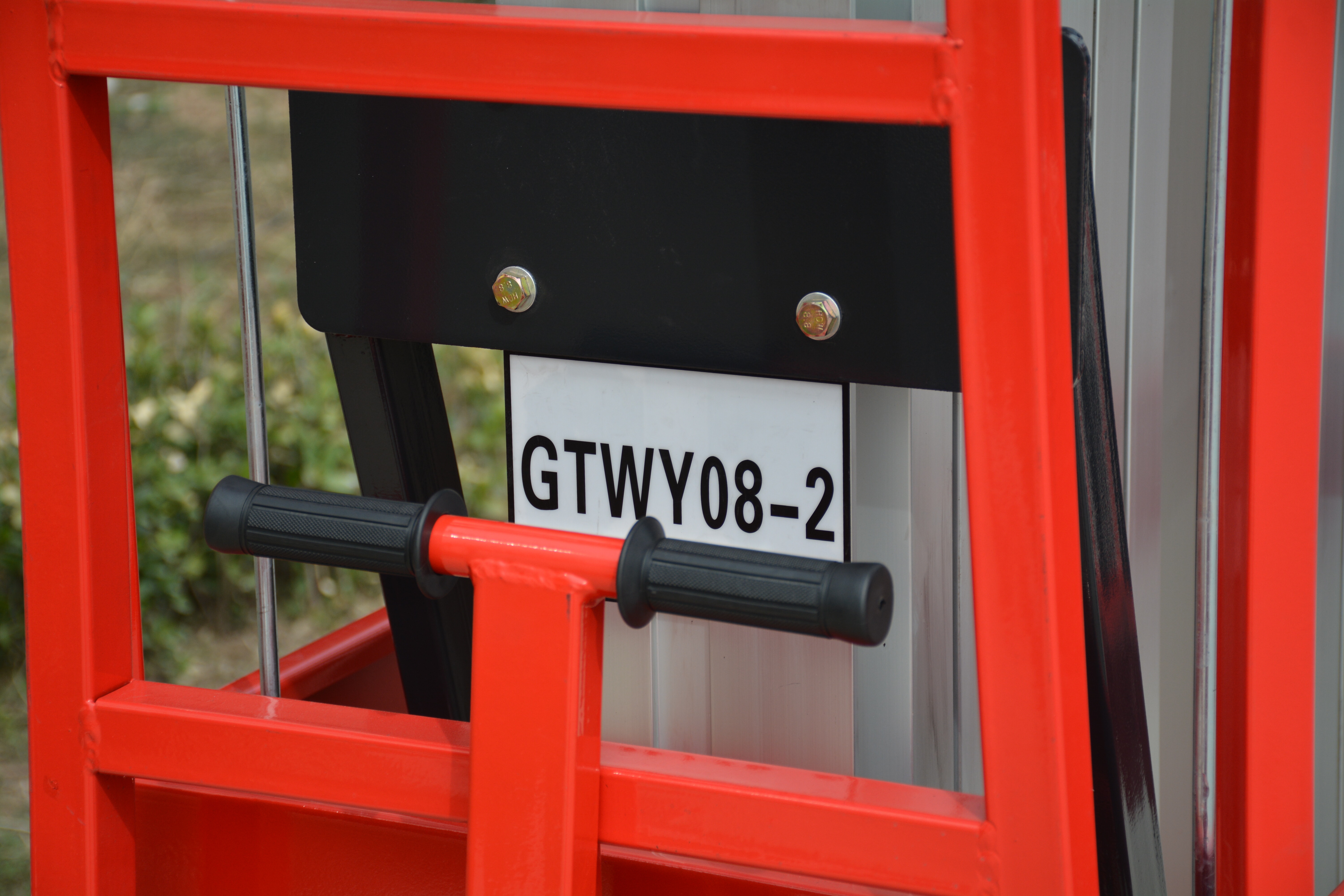 8M Work Double/Triple Mast Aluminum Alloy Lift , QYLH6-300-2