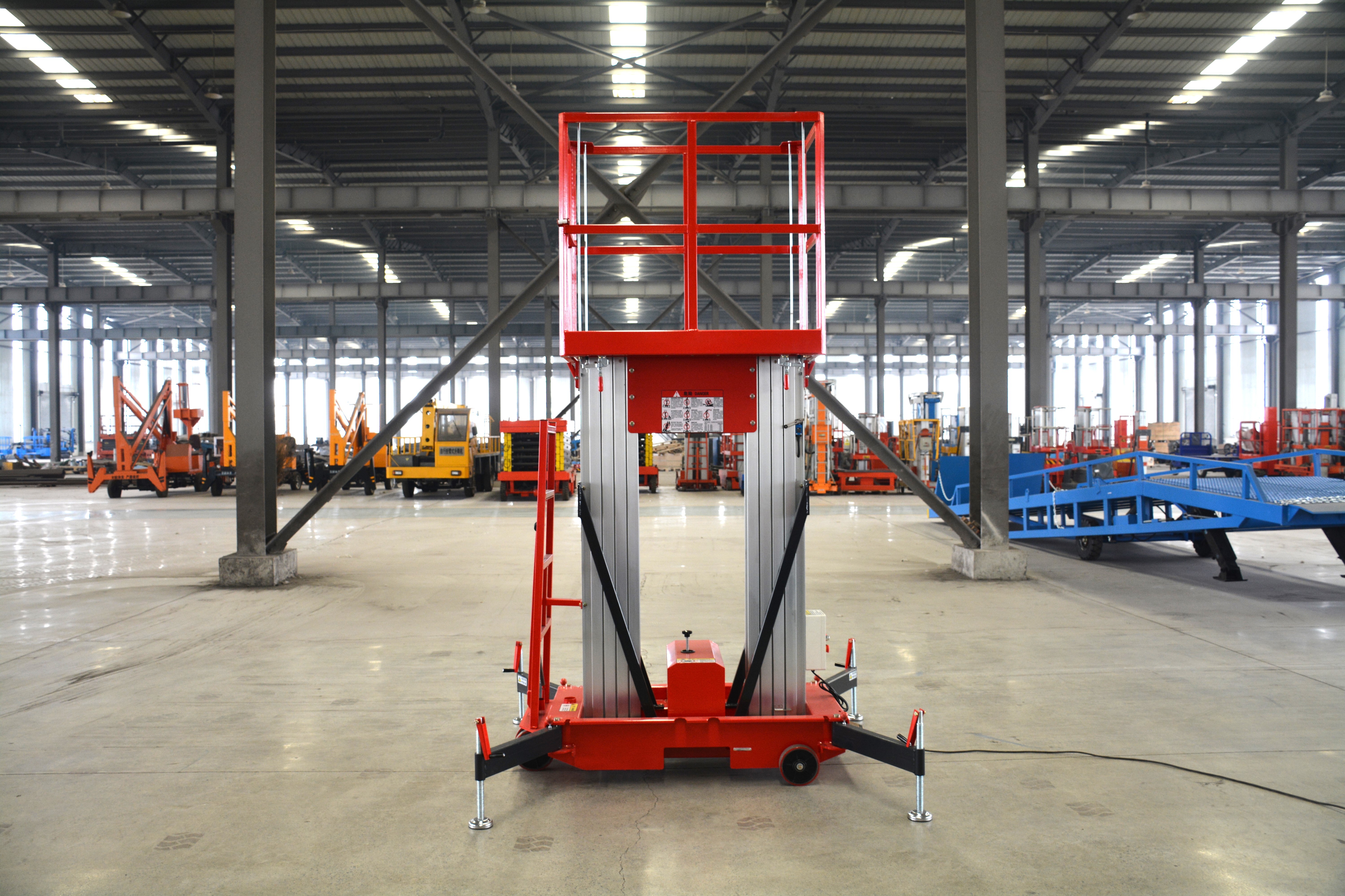 8M Work Double/Triple Mast Aluminum Alloy Lift , QYLH6-300-2