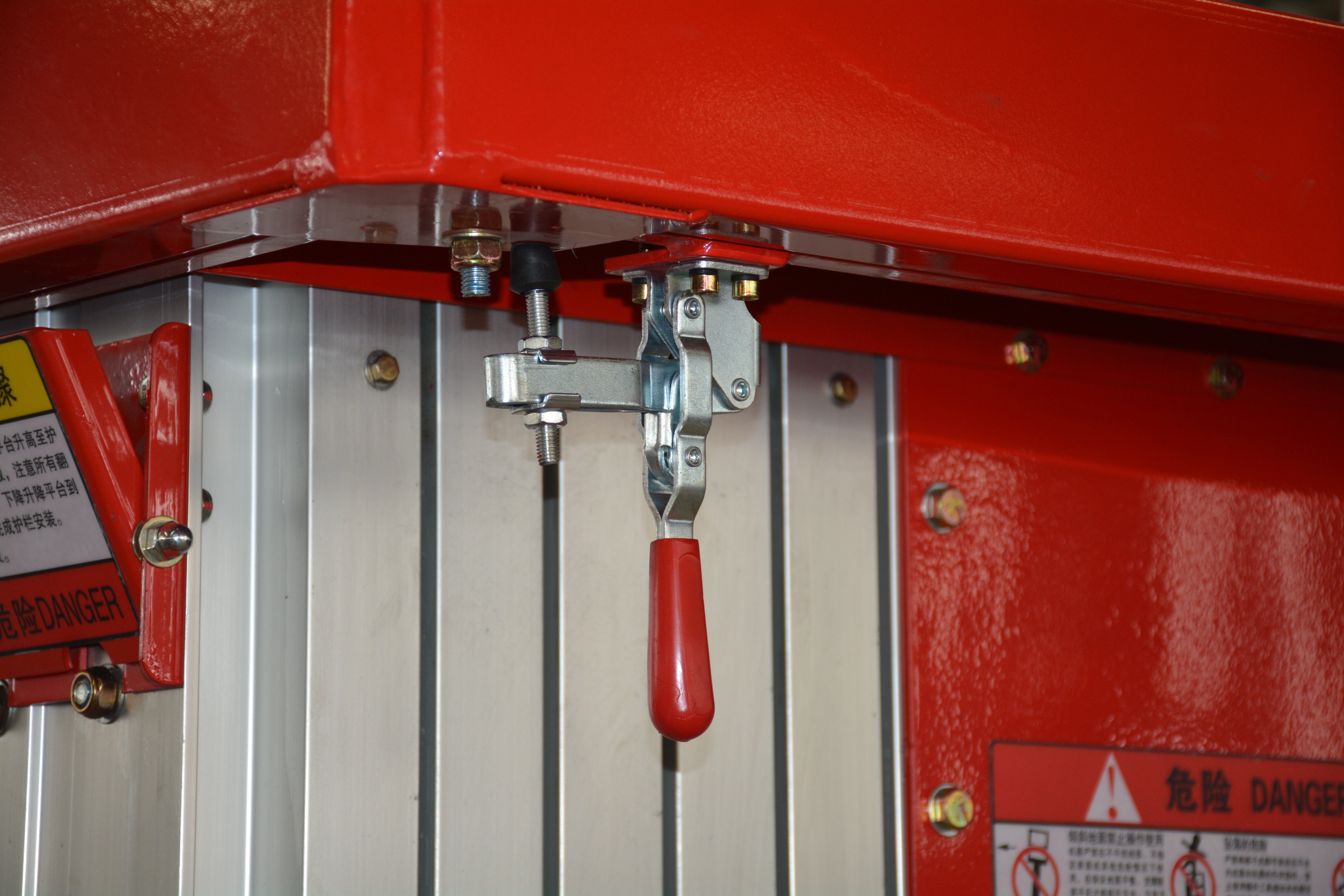 10M Work Double/Triple Mast Aluminum Alloy Lift , QYLH8-300-2