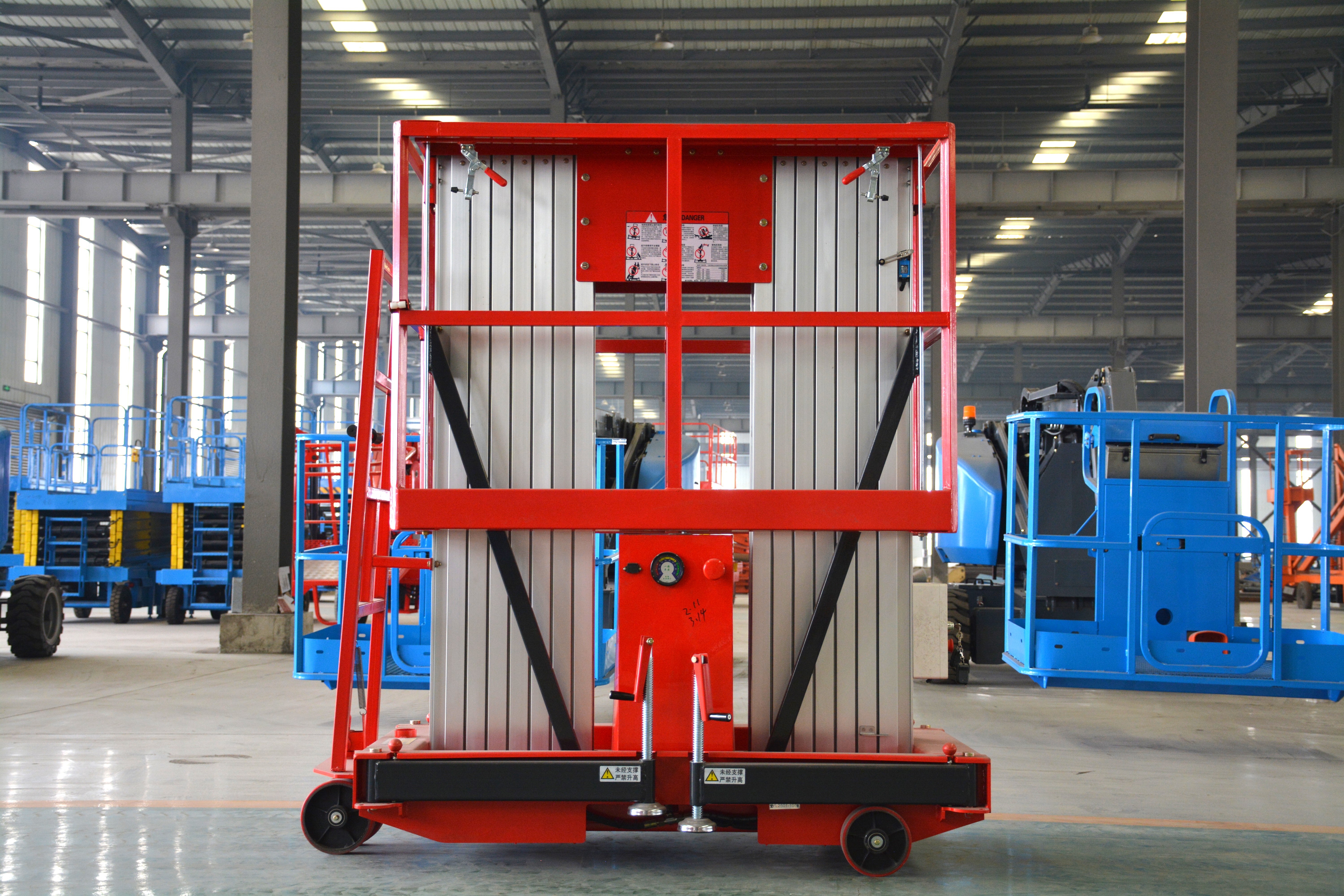 12M Work Double/Triple Mast Aluminum Alloy Lift , QYLH10-250-2