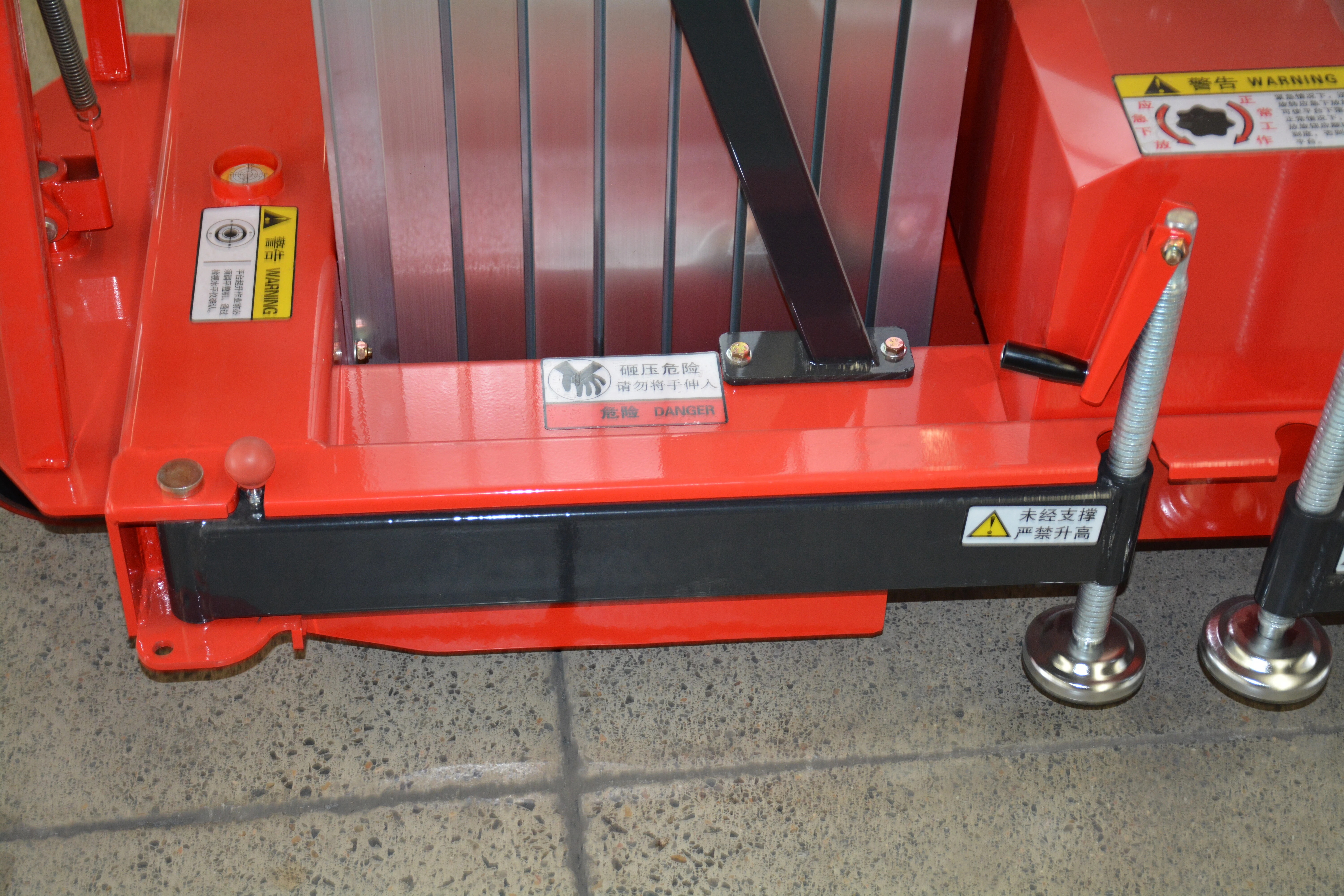 14M Work Double/Triple Mast Aluminum Alloy Lift , QYLH12-200-2