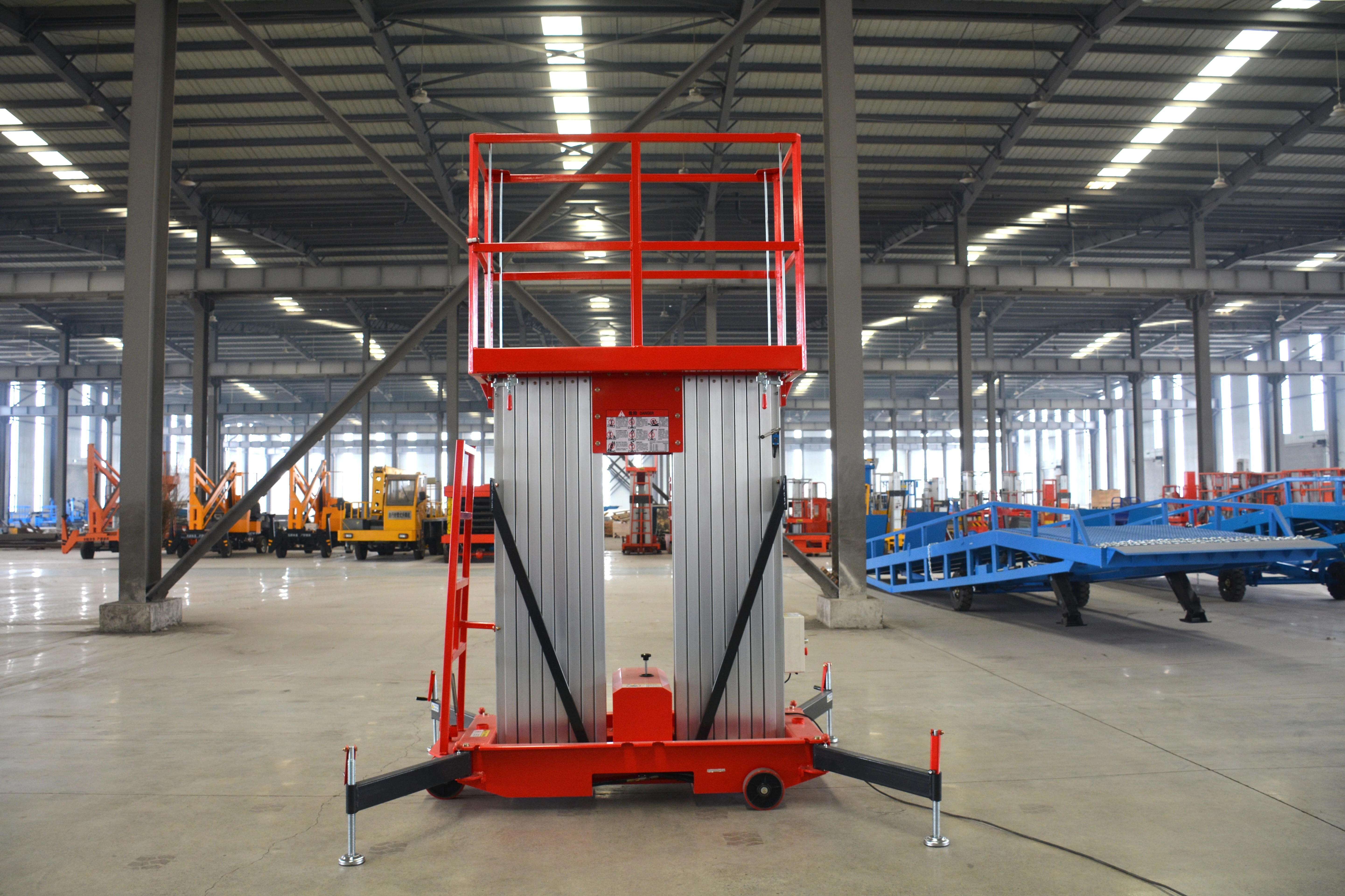 14M Work Double/Triple Mast Aluminum Alloy Lift , QYLH12-200-2