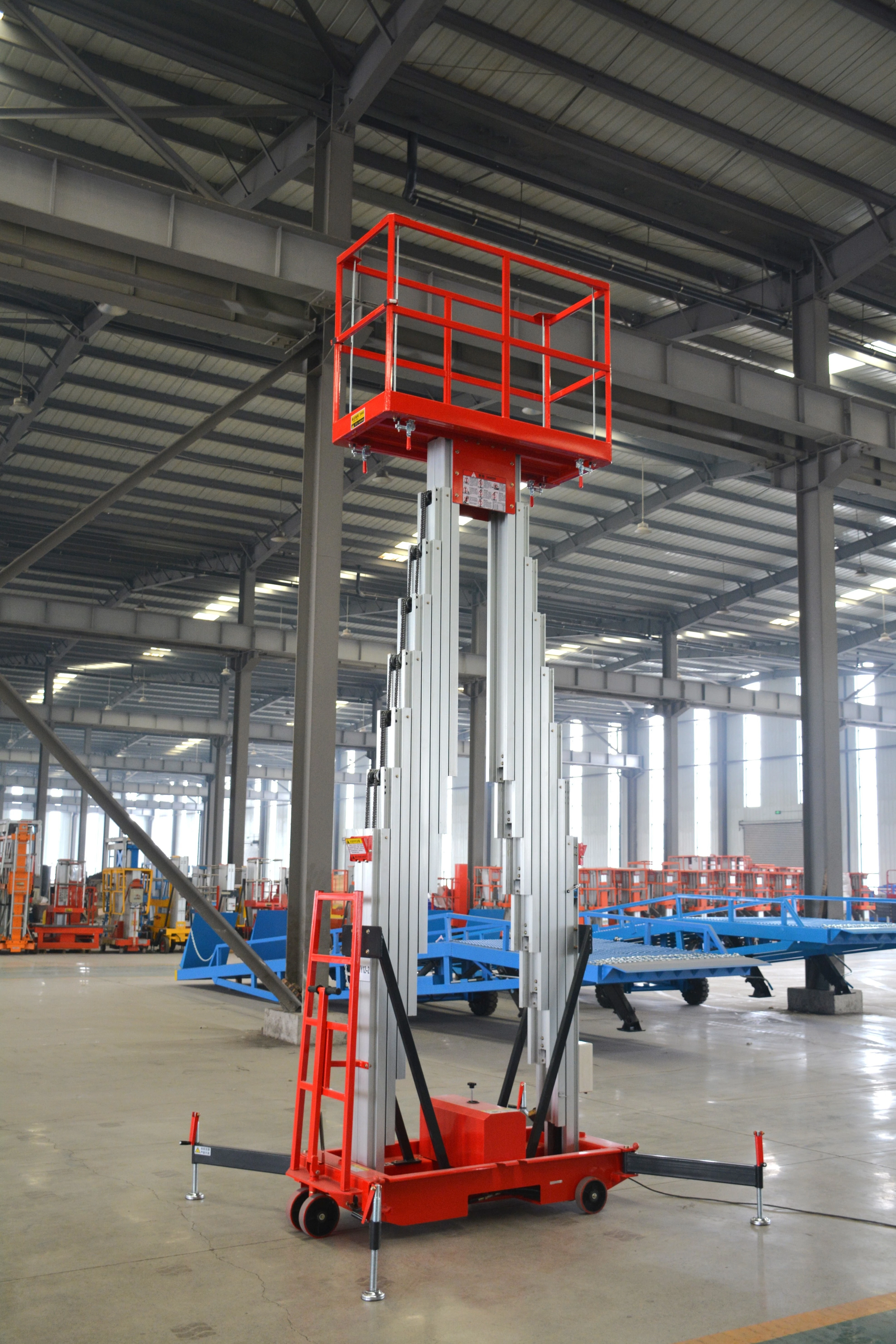 14M Work Double/Triple Mast Aluminum Alloy Lift , QYLH12-200-2