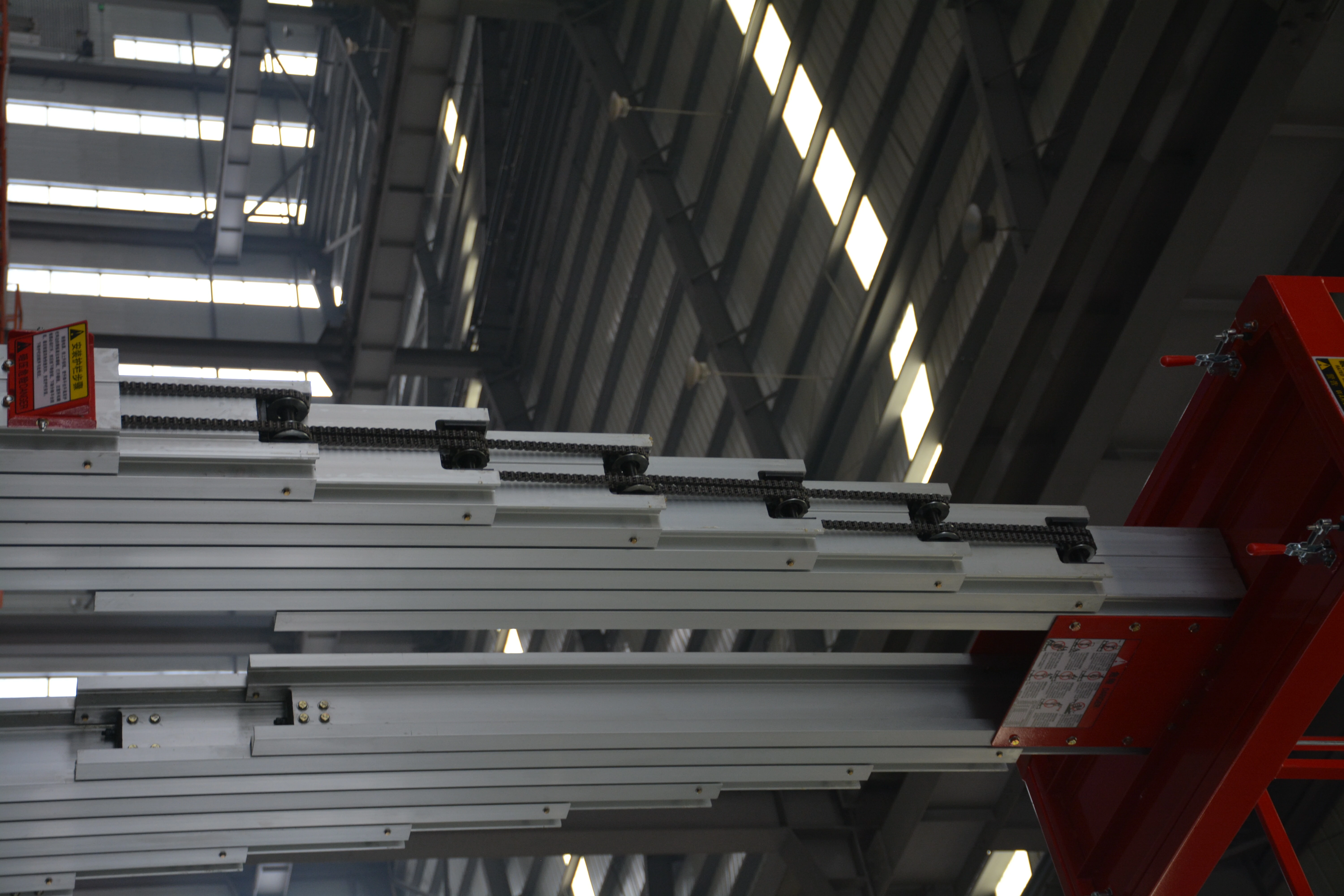 14M Work Double/Triple Mast Aluminum Alloy Lift , QYLH12-200-2