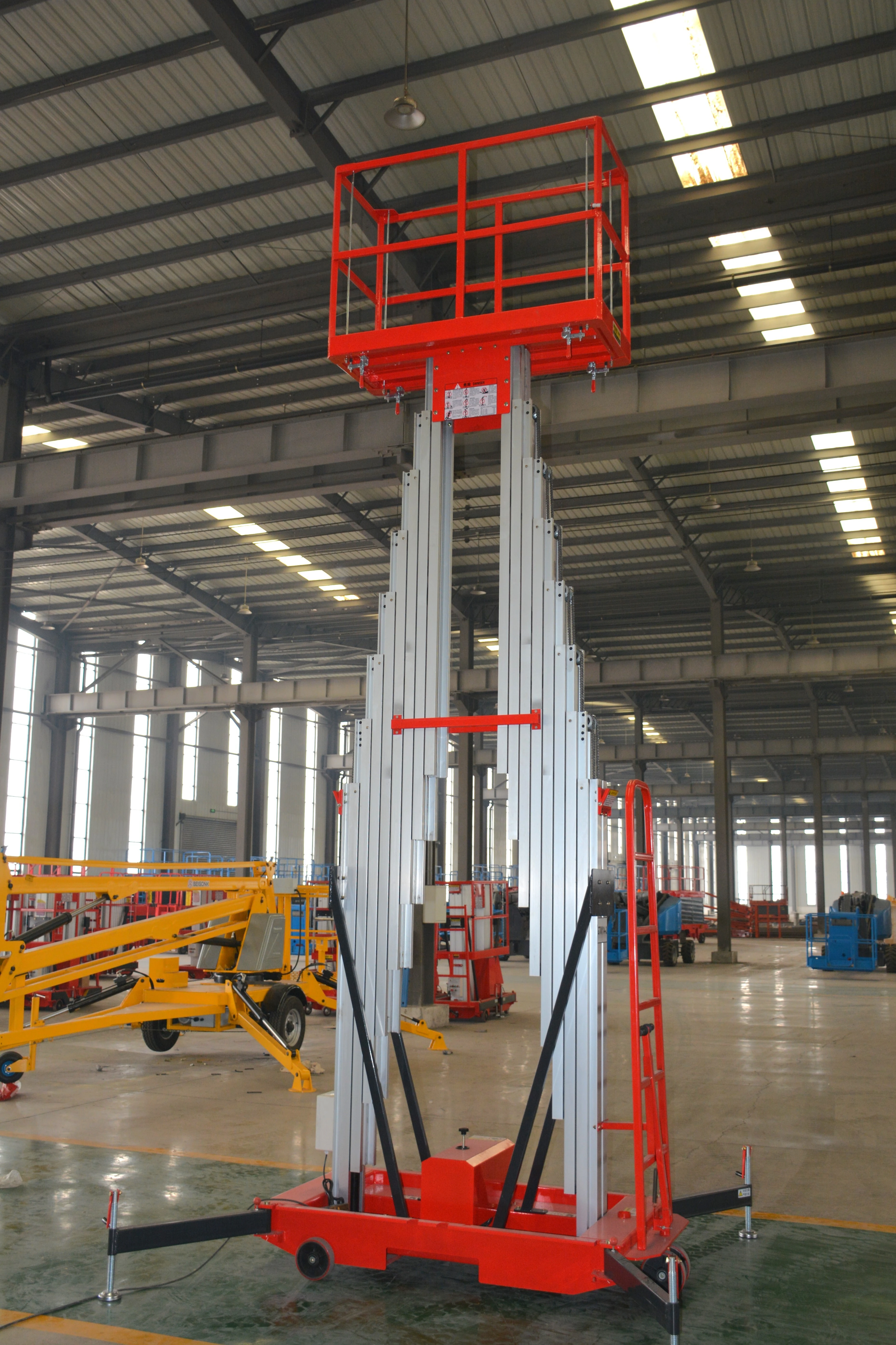 16M Work Double/Triple Mast Aluminum Alloy Lift , QYLH14-150-2