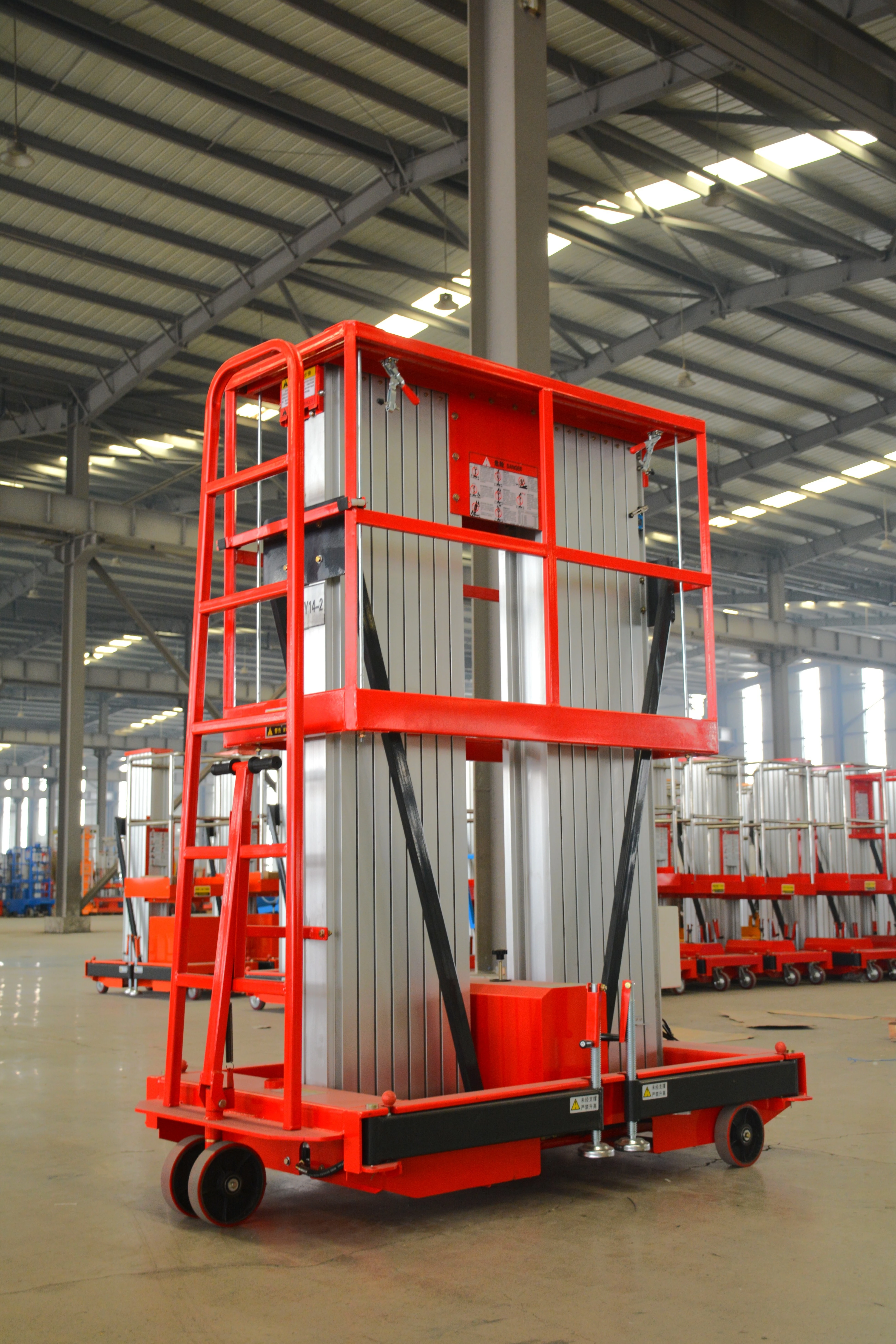16M Work Double/Triple Mast Aluminum Alloy Lift , QYLH14-150-2