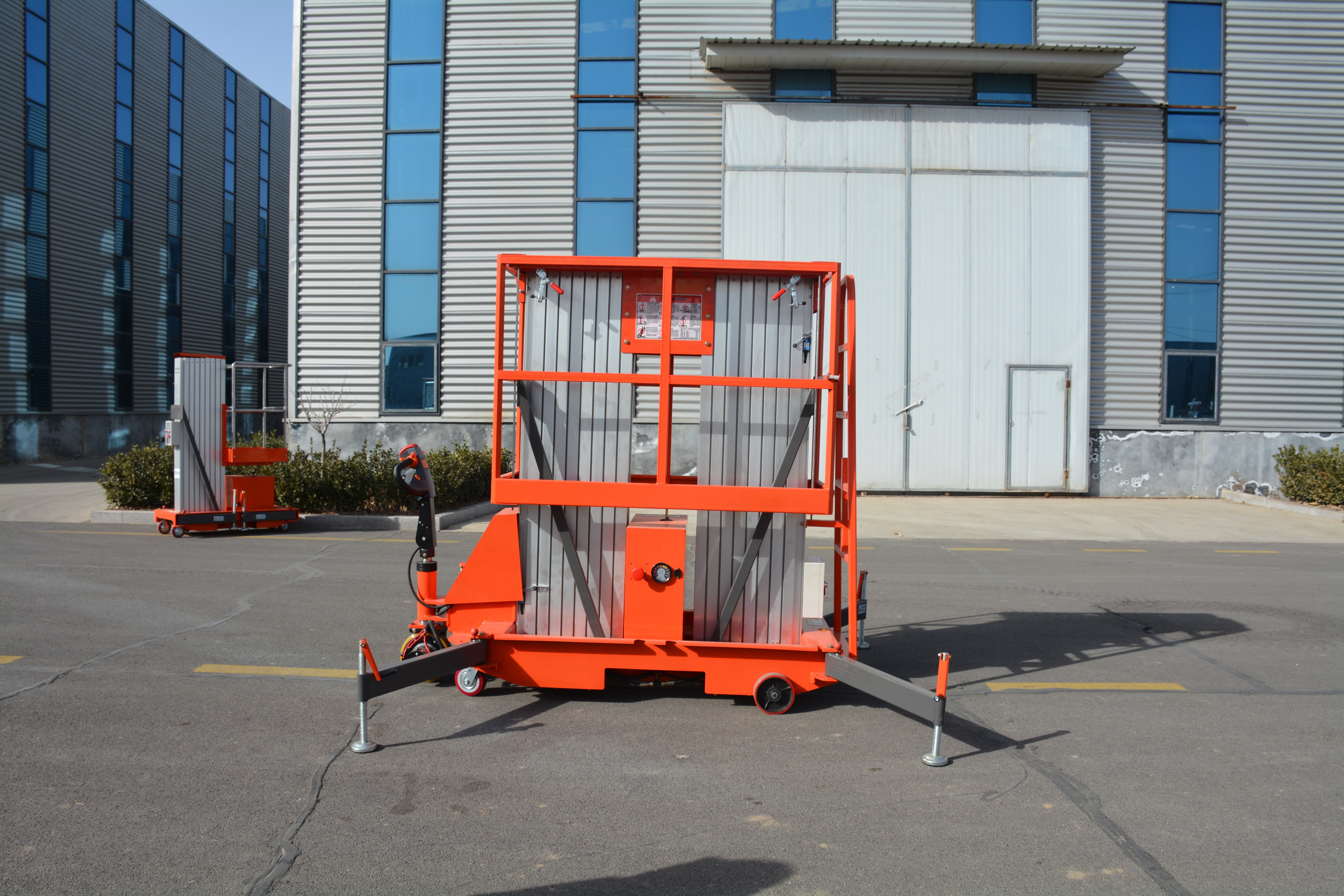 16M Work Assisted Walking Aluminum alloy Lift , QYLH14-200-2
