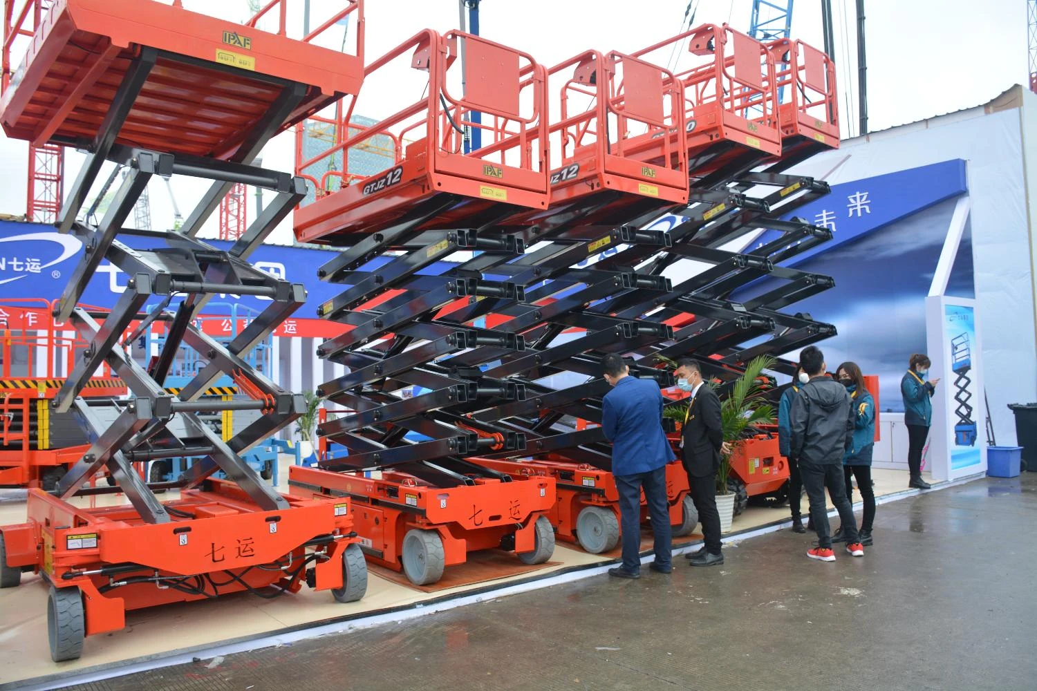 2020上海宝马展2.JPG