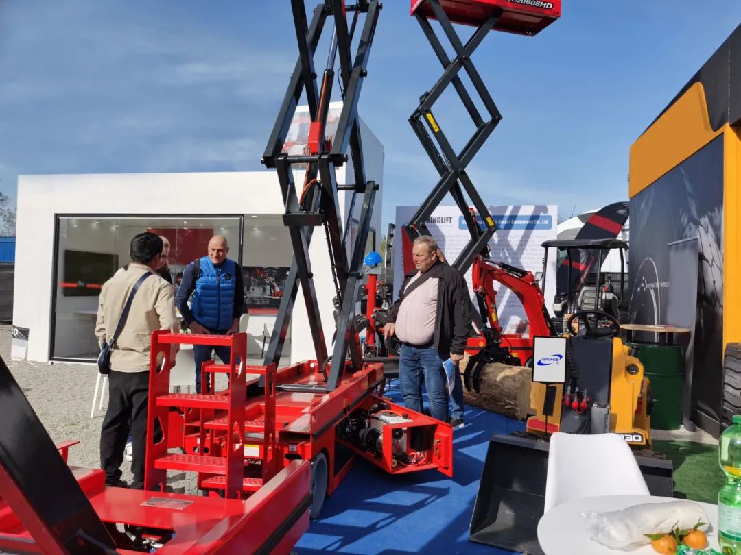 Exhibition Review: Shandong Qiyun Smart Equipment Co., Ltd. made a grand appearance at the 2025 Munich International Exhibition in Germany, working together to build a new future for intelligent equipment
