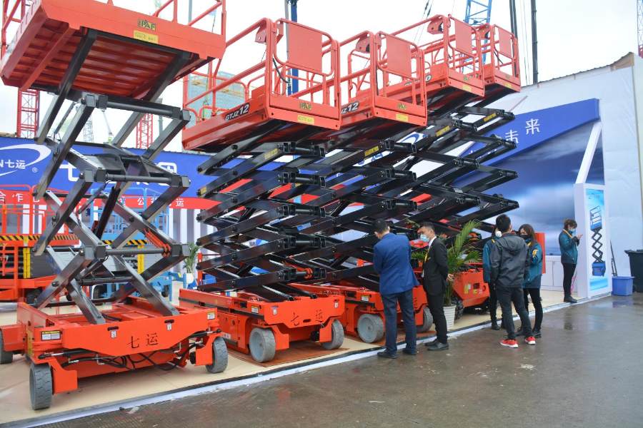 2020上海宝马展2.JPG (1).jpg