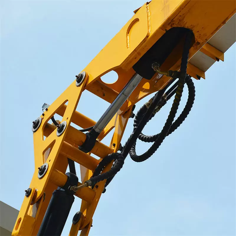 20M Work Towable Boom Lift , QYTGZ18