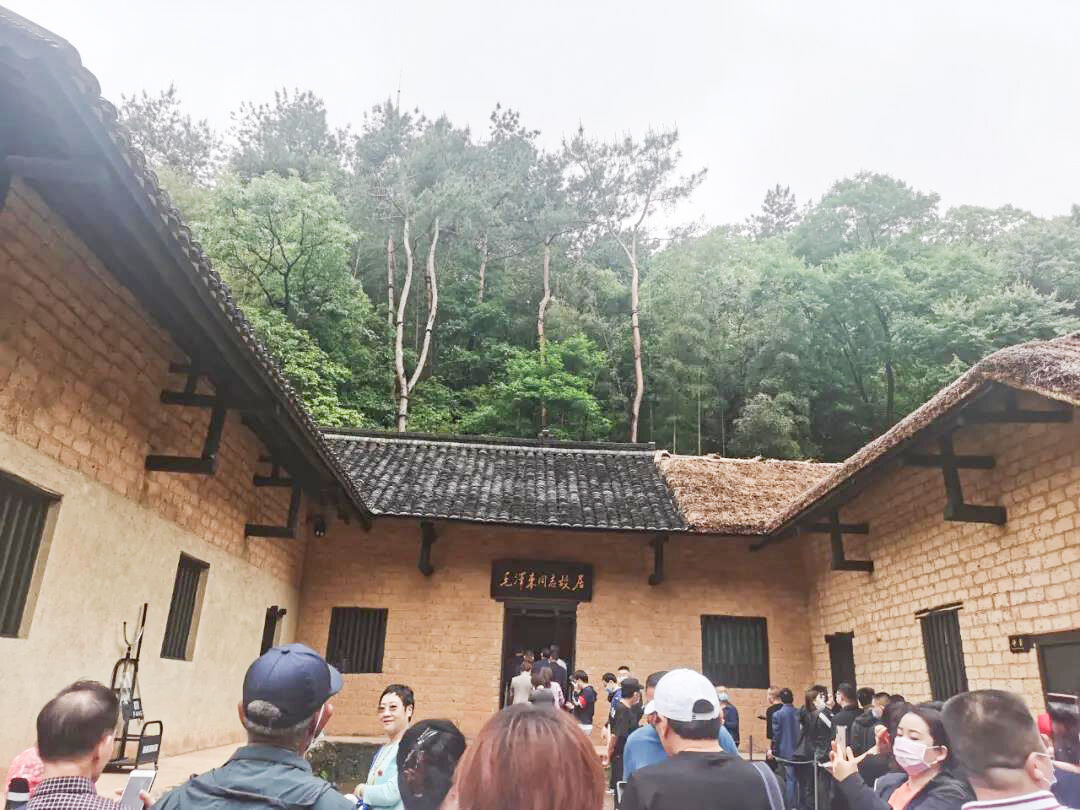 Shandong Qiyun Group visited Shaoshan, Hunan to learn about red education