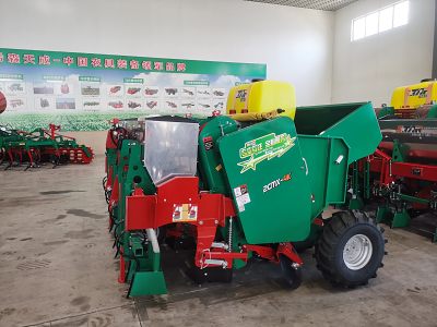 NEW Potato Planter
