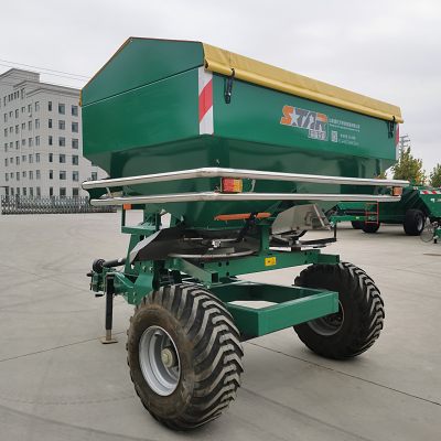 Trailed Fertilizer Spreader