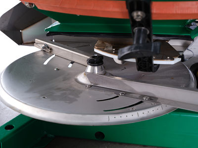 Mounted Fertilizer Spreader