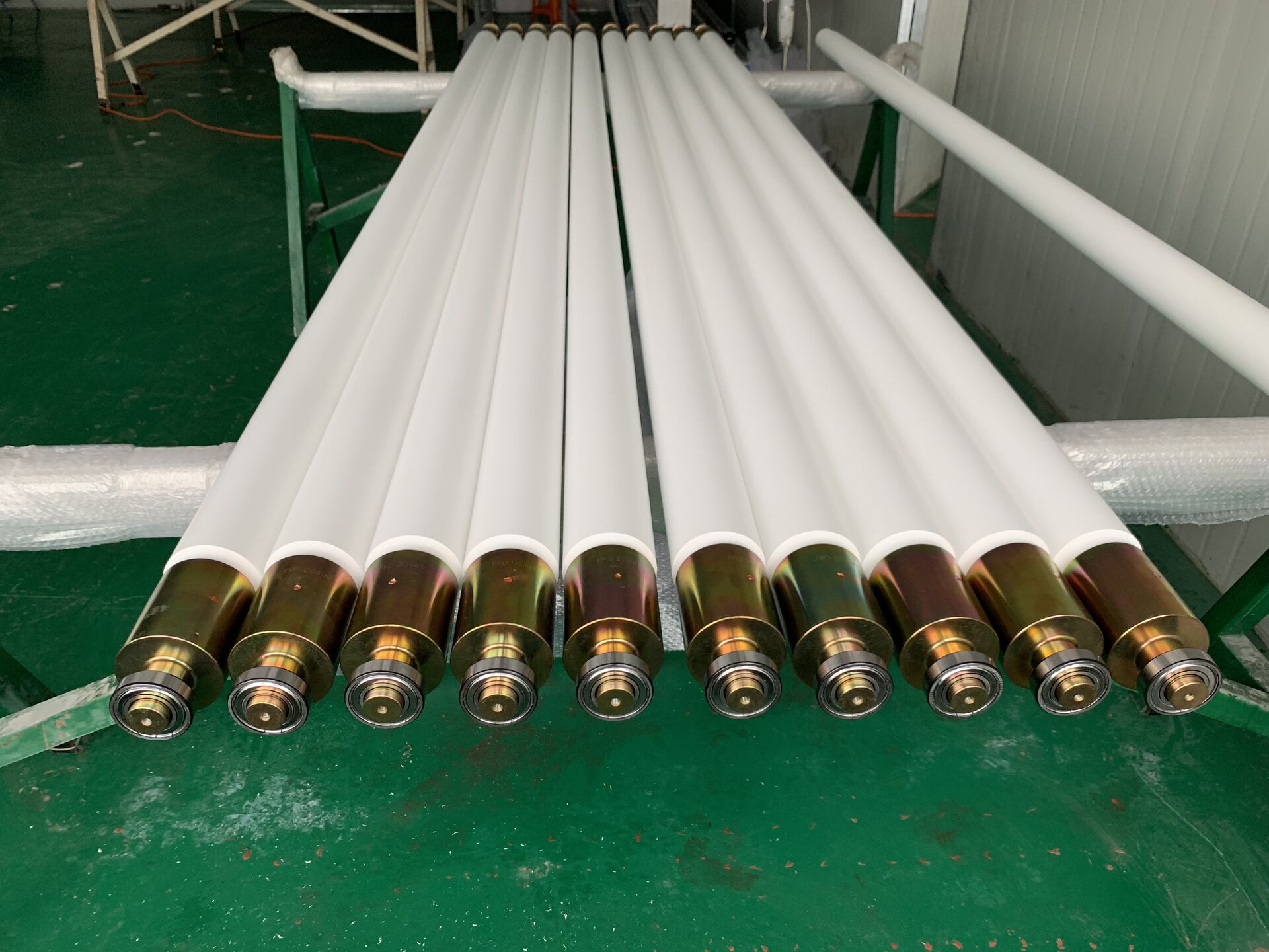 Fused Silica Ceramic Roller for Glass Tempering Furnace