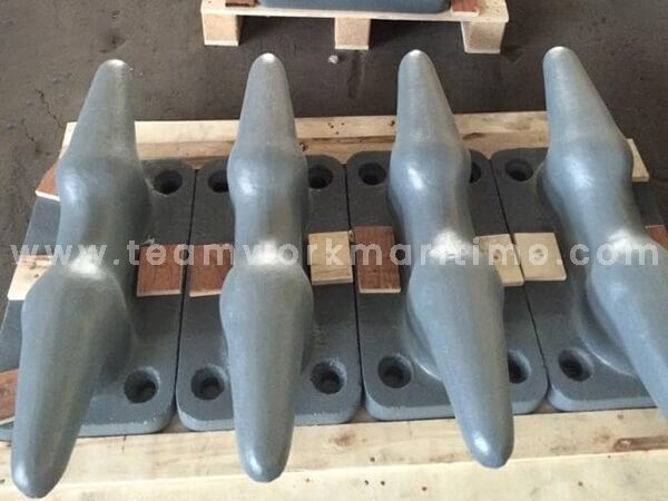Cleat Bollard