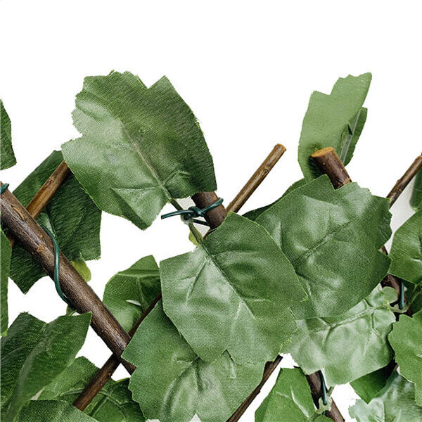 Expandable artificial lvy leaf trellis