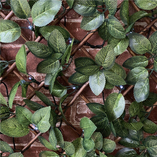 Solar led artificial laurel leaf trellis