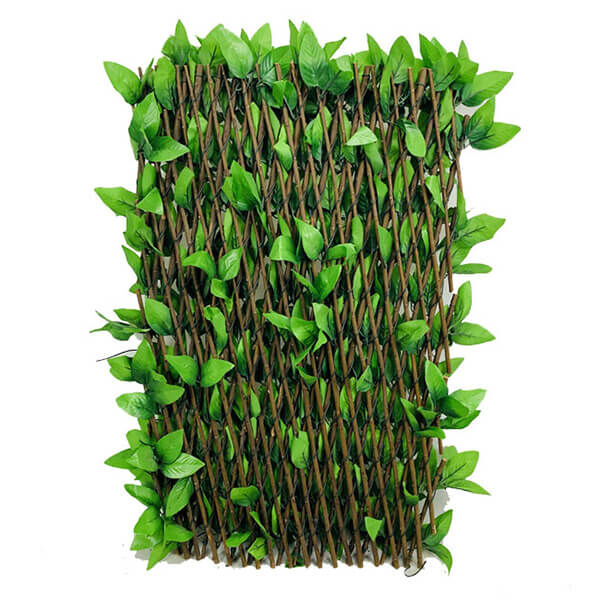 Expandable artificialboxwood leaf trellis
