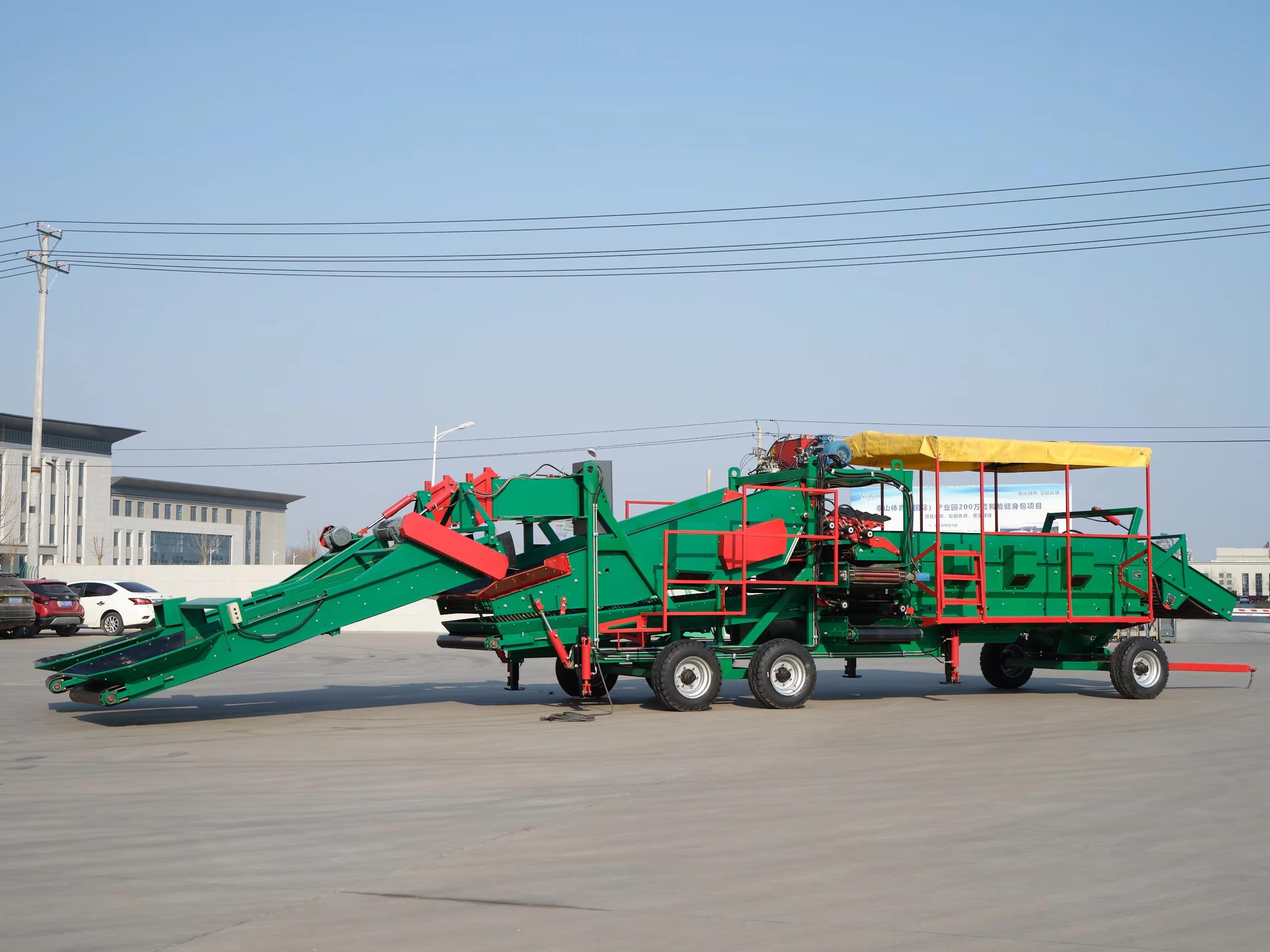 Приемный бункер для картофеля