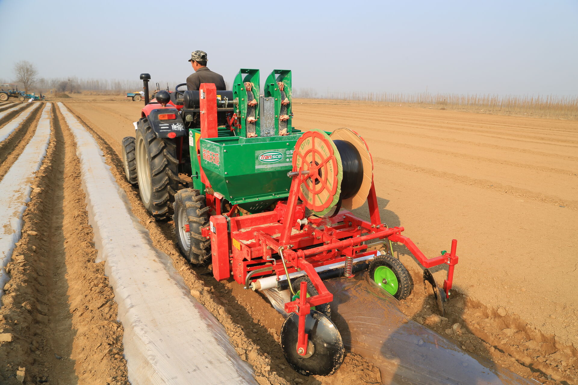 Сеялка для картофеля маленького размера