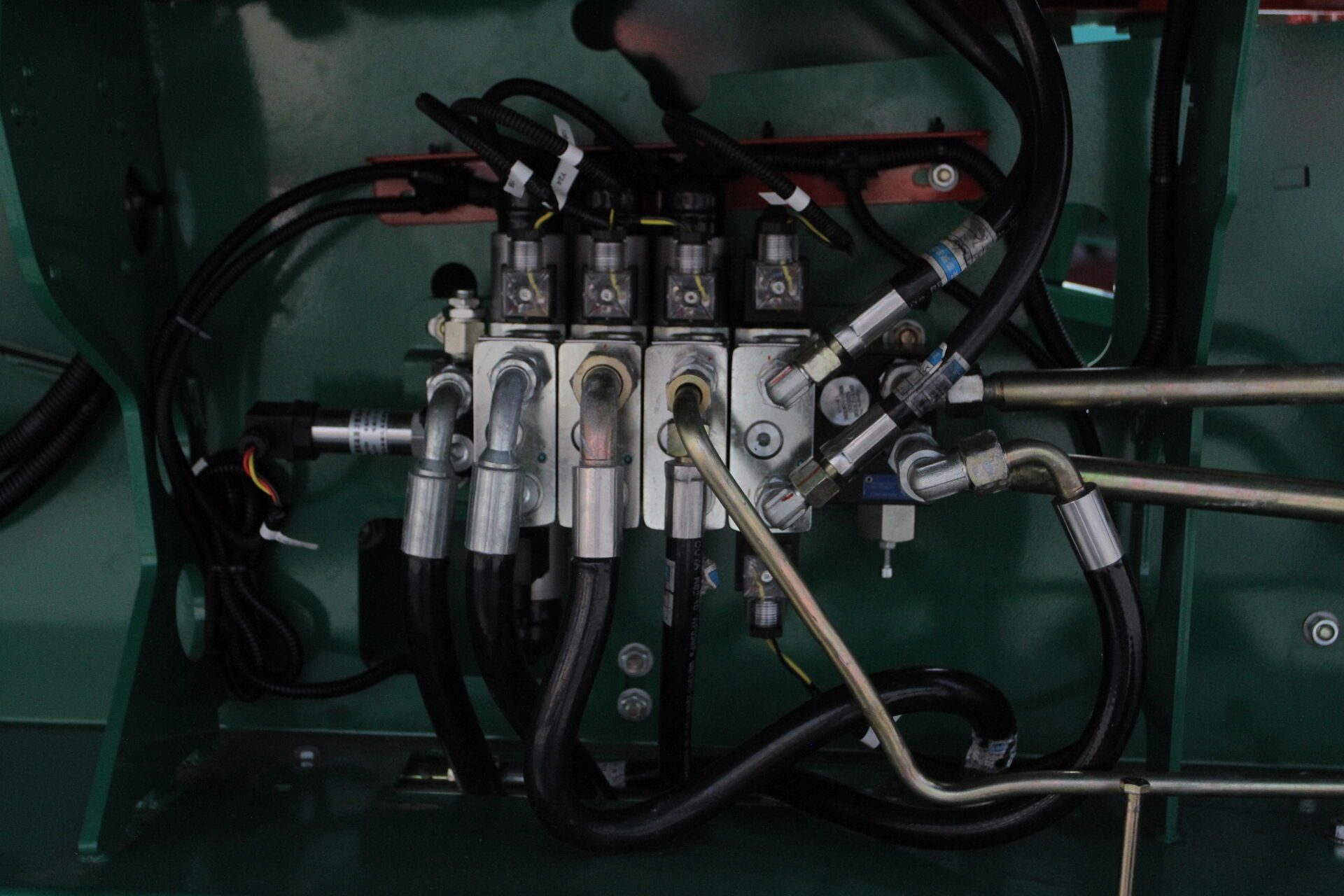 Большой зерноуборочный комбайн