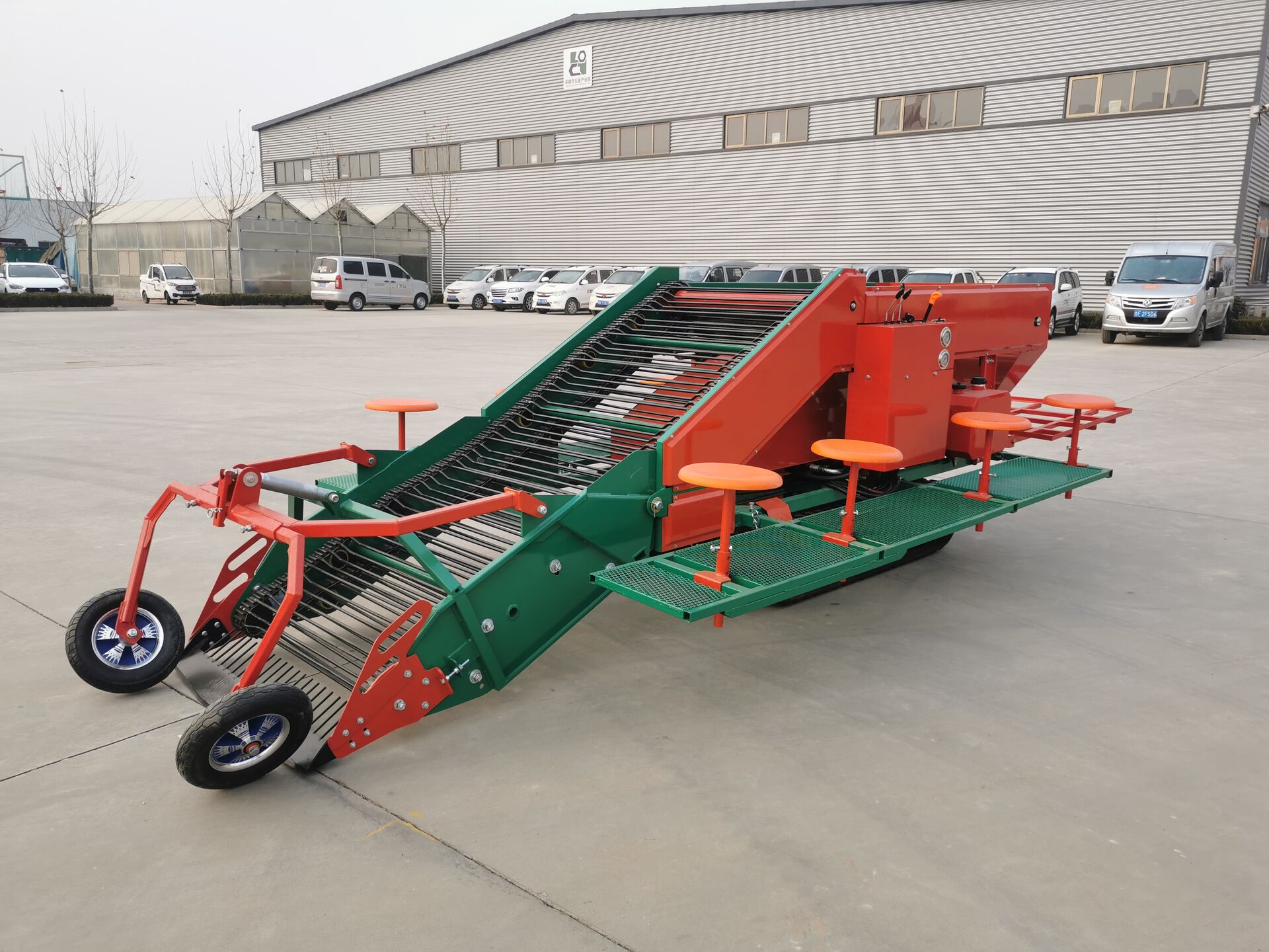 Самоходный зерноуборочный комбайн