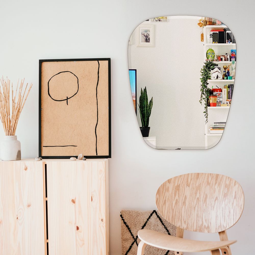 Beveled mirror-trapezoid