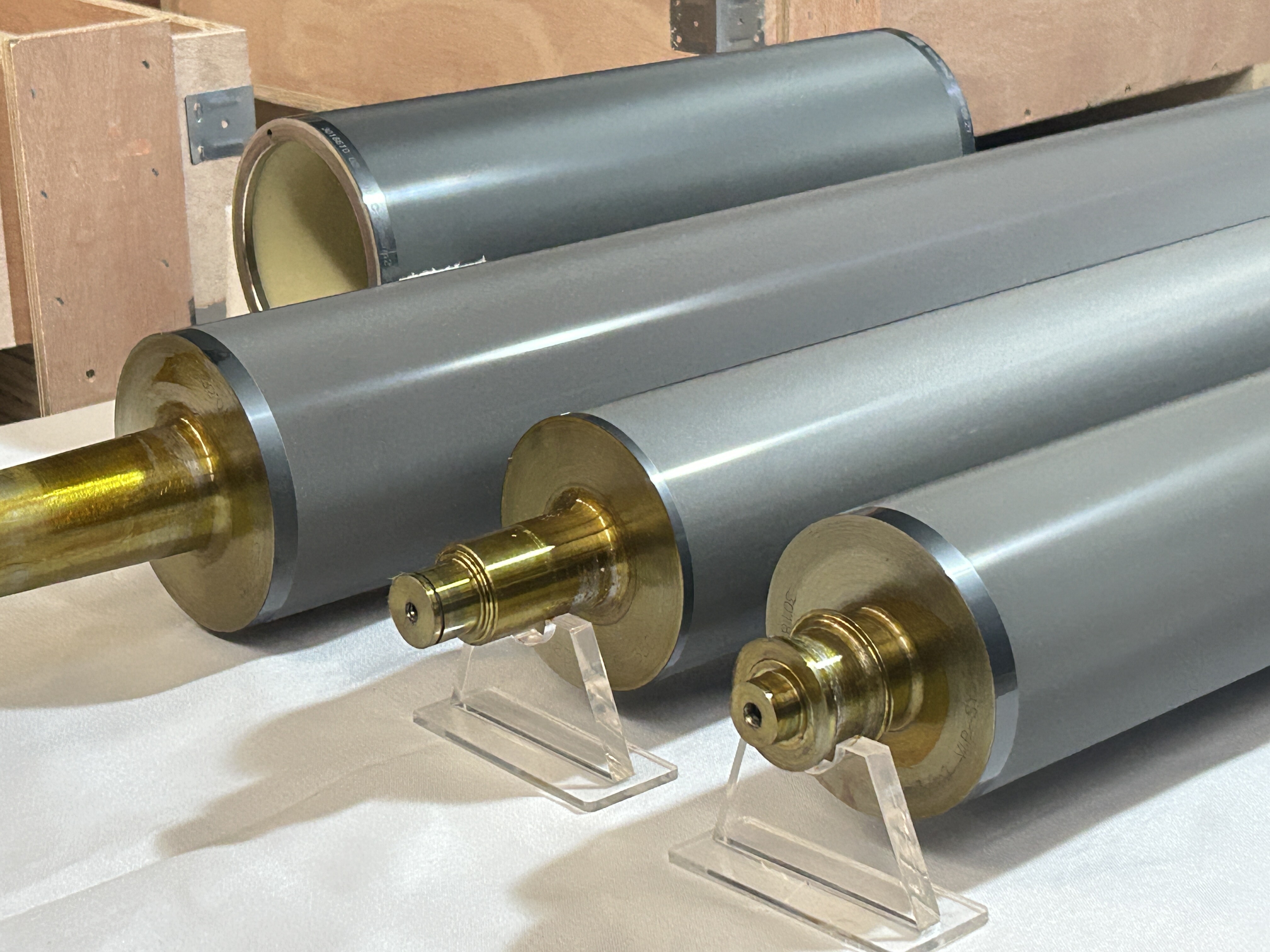Chrome vs. Ceramic Anilox Rollers: Which is Best for Flexo Printing? — JCTPRINT Offers the Ideal Solution