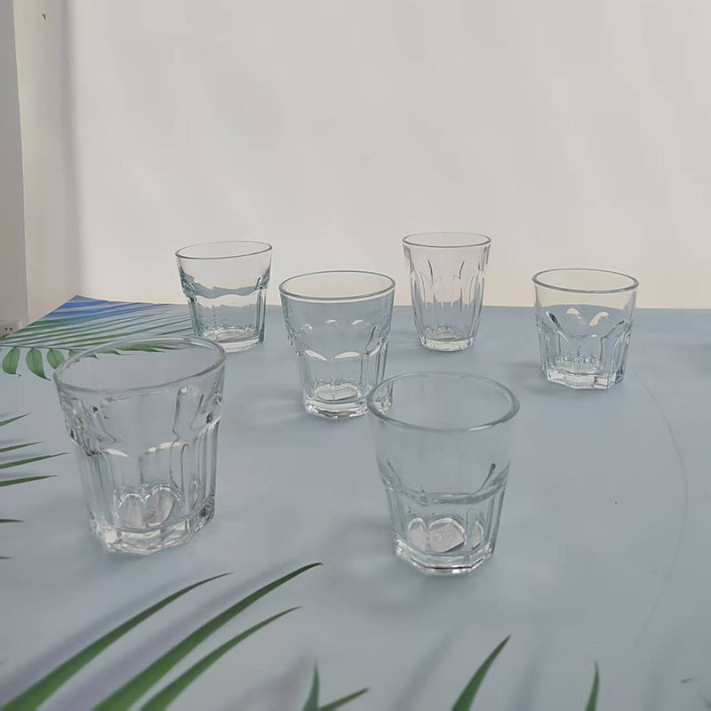 1oz-2oz Wine Glasses BJ1