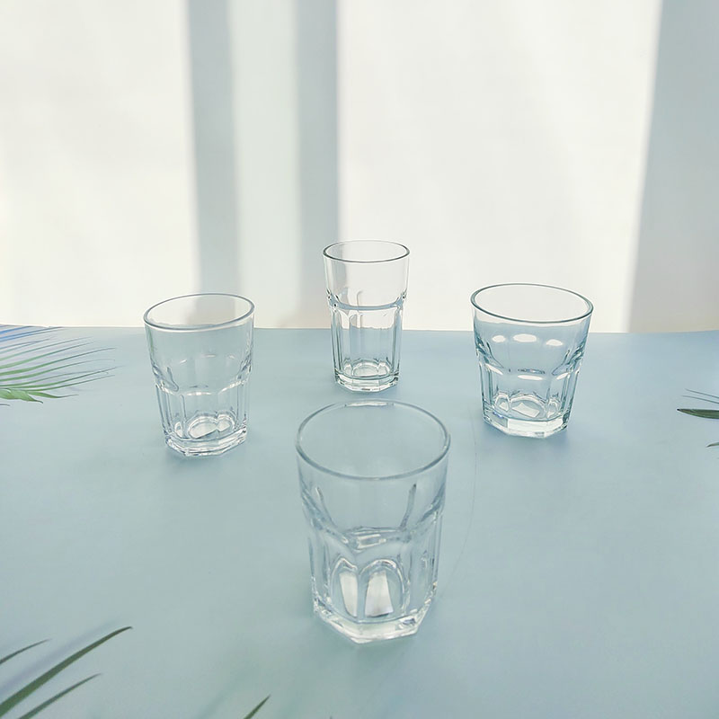 1oz-2oz Wine Glasses BJ1