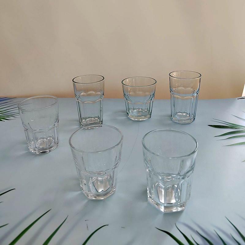 2oz-7oz Wine Glasses BJ2