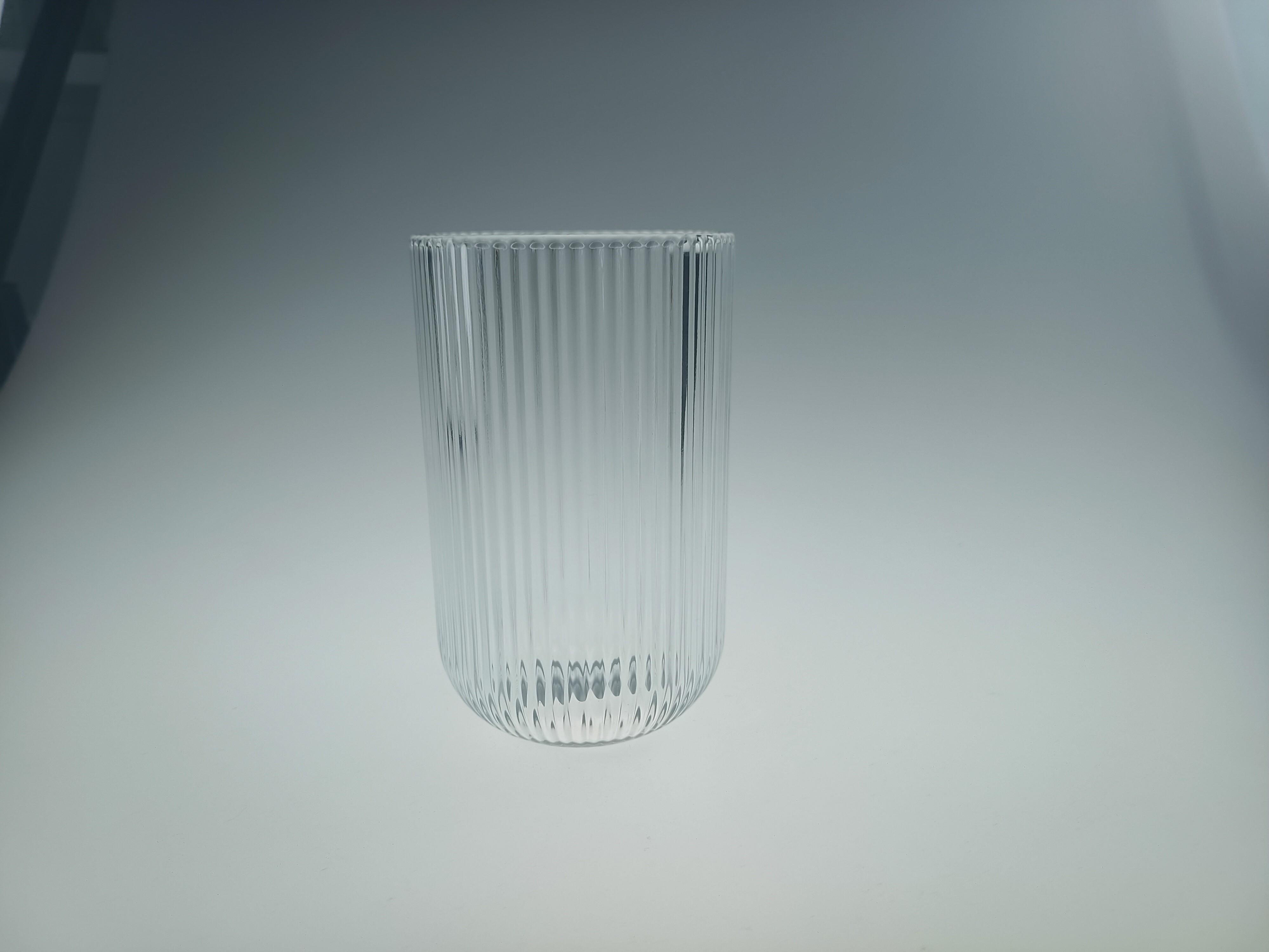 DK79H129 Vertical-striped Glass