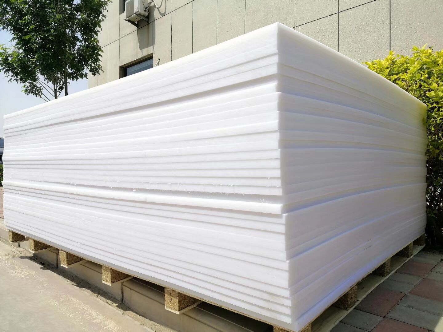 Glossy HDPE sheet