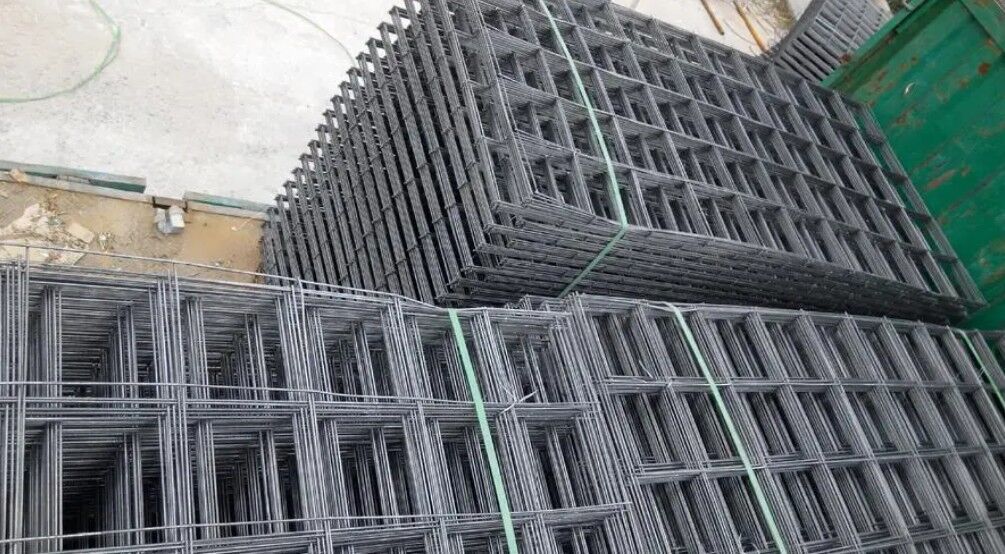 rebar mesh warehouse.jpg