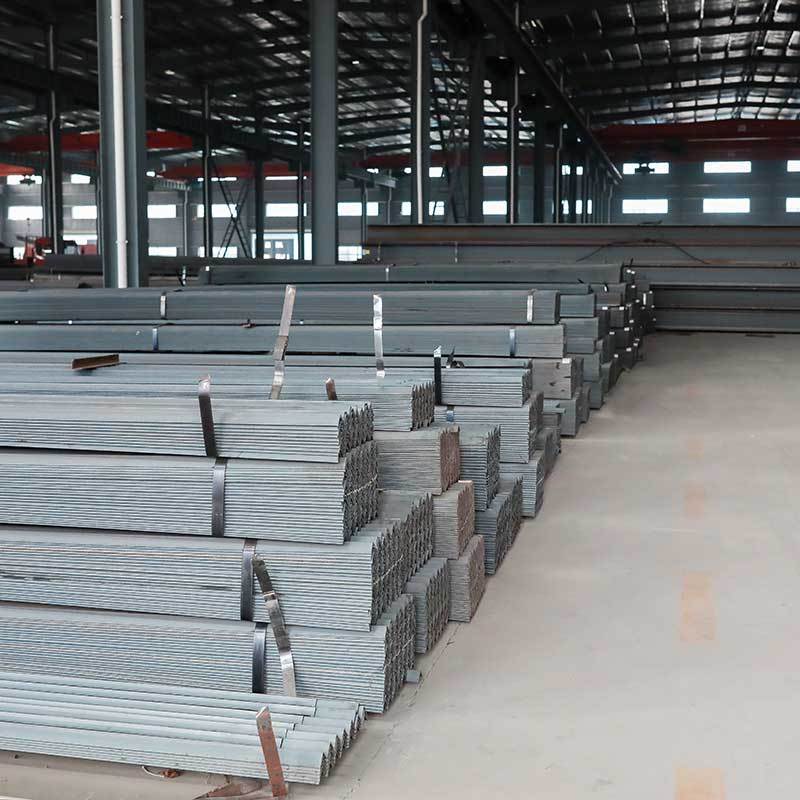 Carbon steel angle warehouse (2).jpg