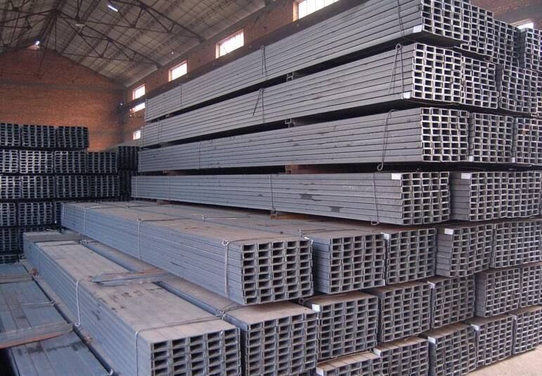 Carbon steel U-channel warehouse (6).jpg