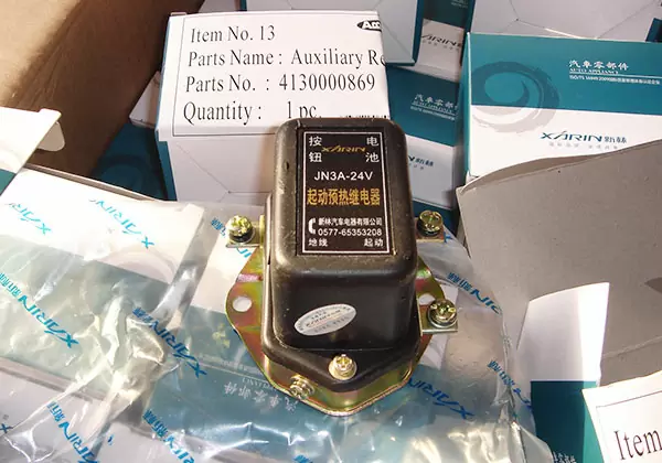 4130000869 Auxiliary Relay 024-1Z6GD2
