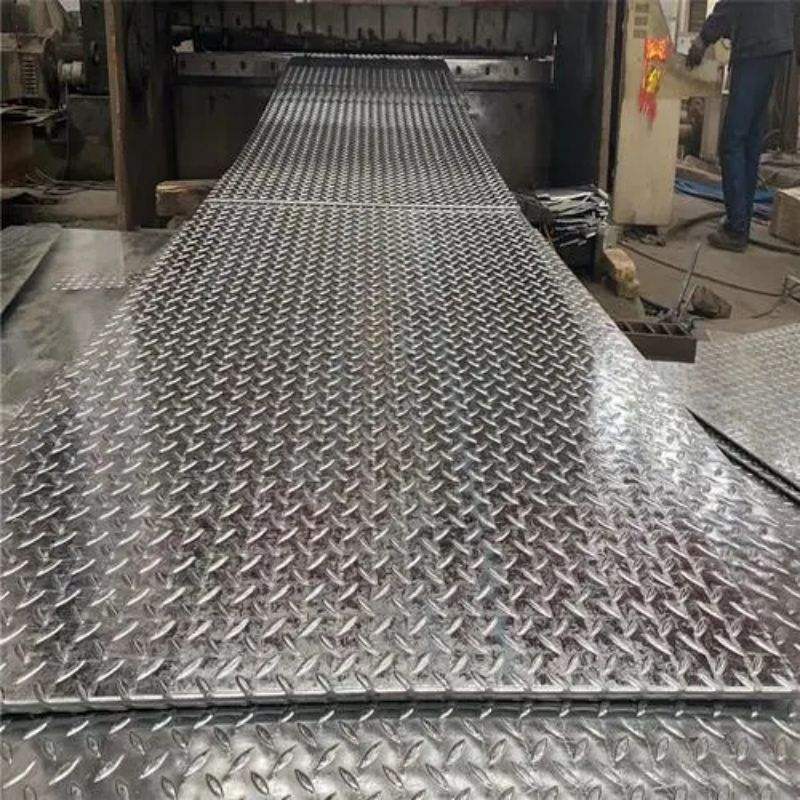 q235b Checked Steel Plate Hot Rolled Carbon Steel Checkered Plate