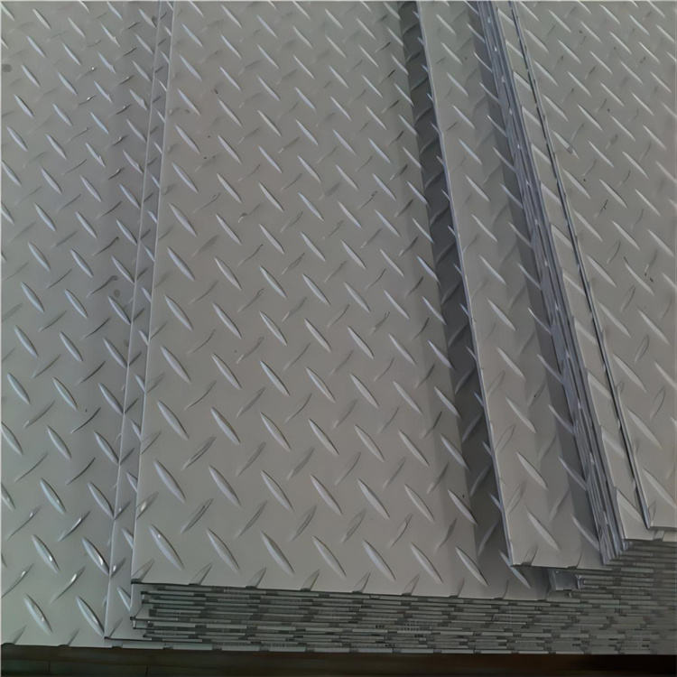 q235b Checked Steel Plate Hot Rolled Carbon Steel Checkered Plate