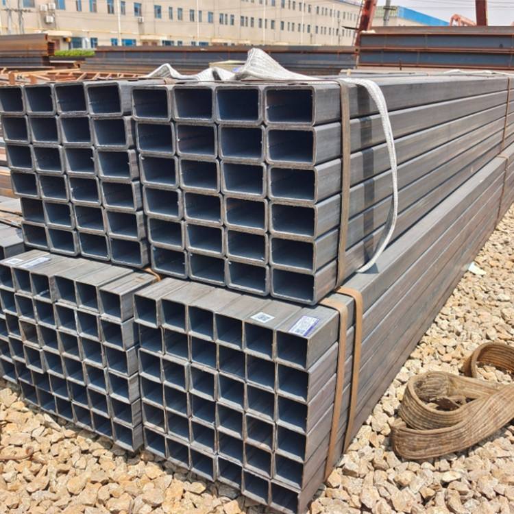 High Quality Factory Price A53 S275 S275jr 40x40x3mm Rectangular Iron square Pipe  For Constructions