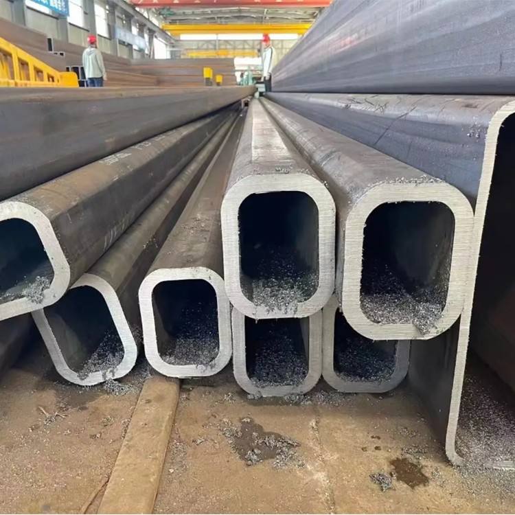 High Quality Factory Price A53 S275 S275jr 40x40x3mm Rectangular Iron square Pipe  For Constructions