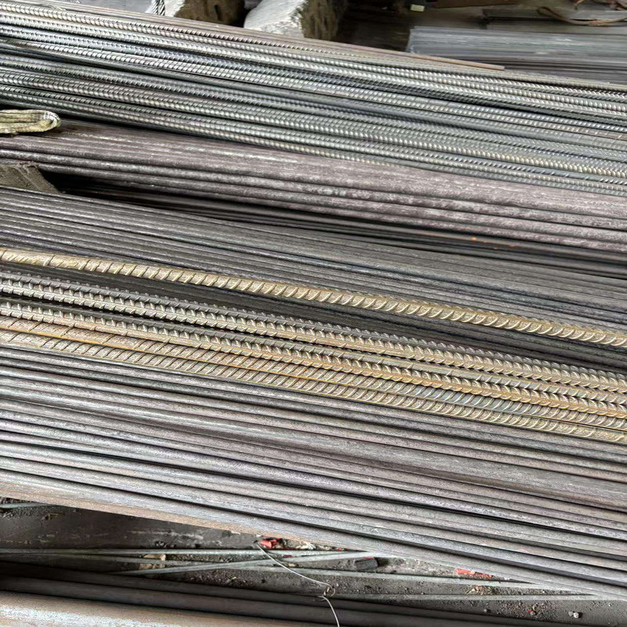 B500B Grade 415W 275W Hot Rolled Deformed Steel Bar