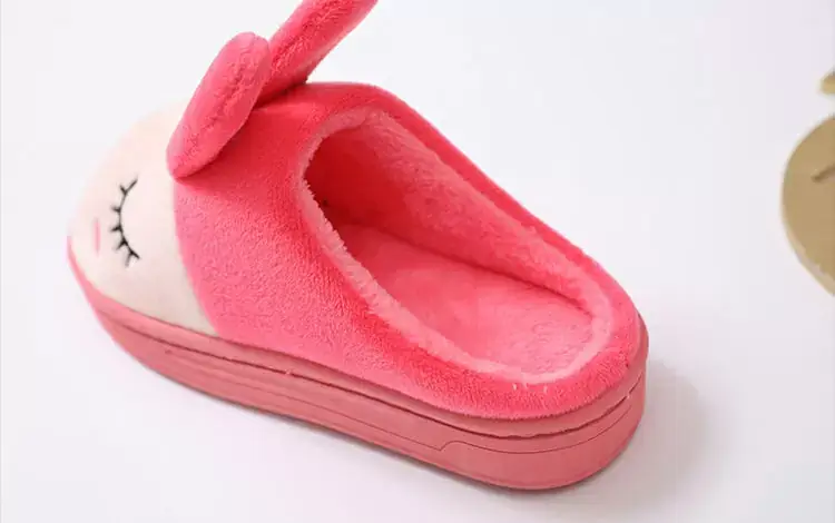 plush slippers (14).jpg