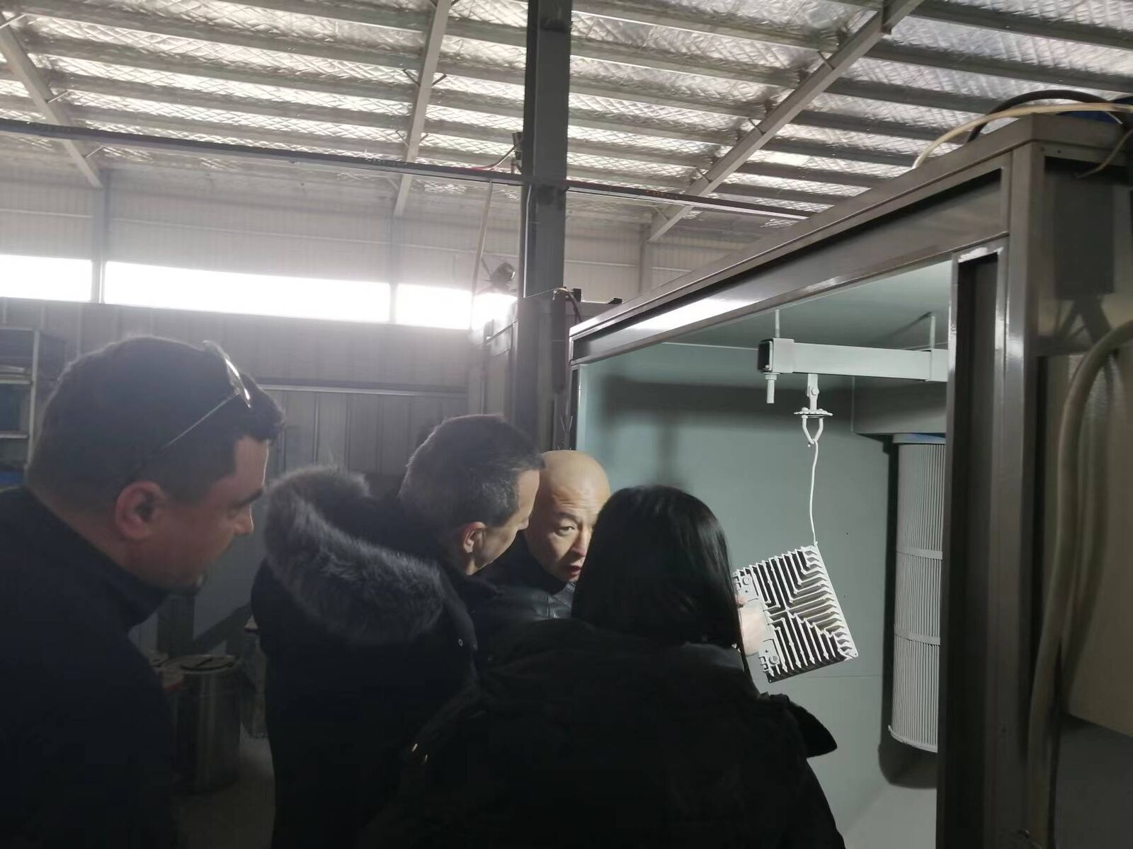 2023.3.2 Customers have a visit of our factory